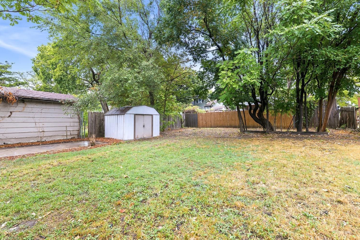 240 S Holyoke Property Photo 24