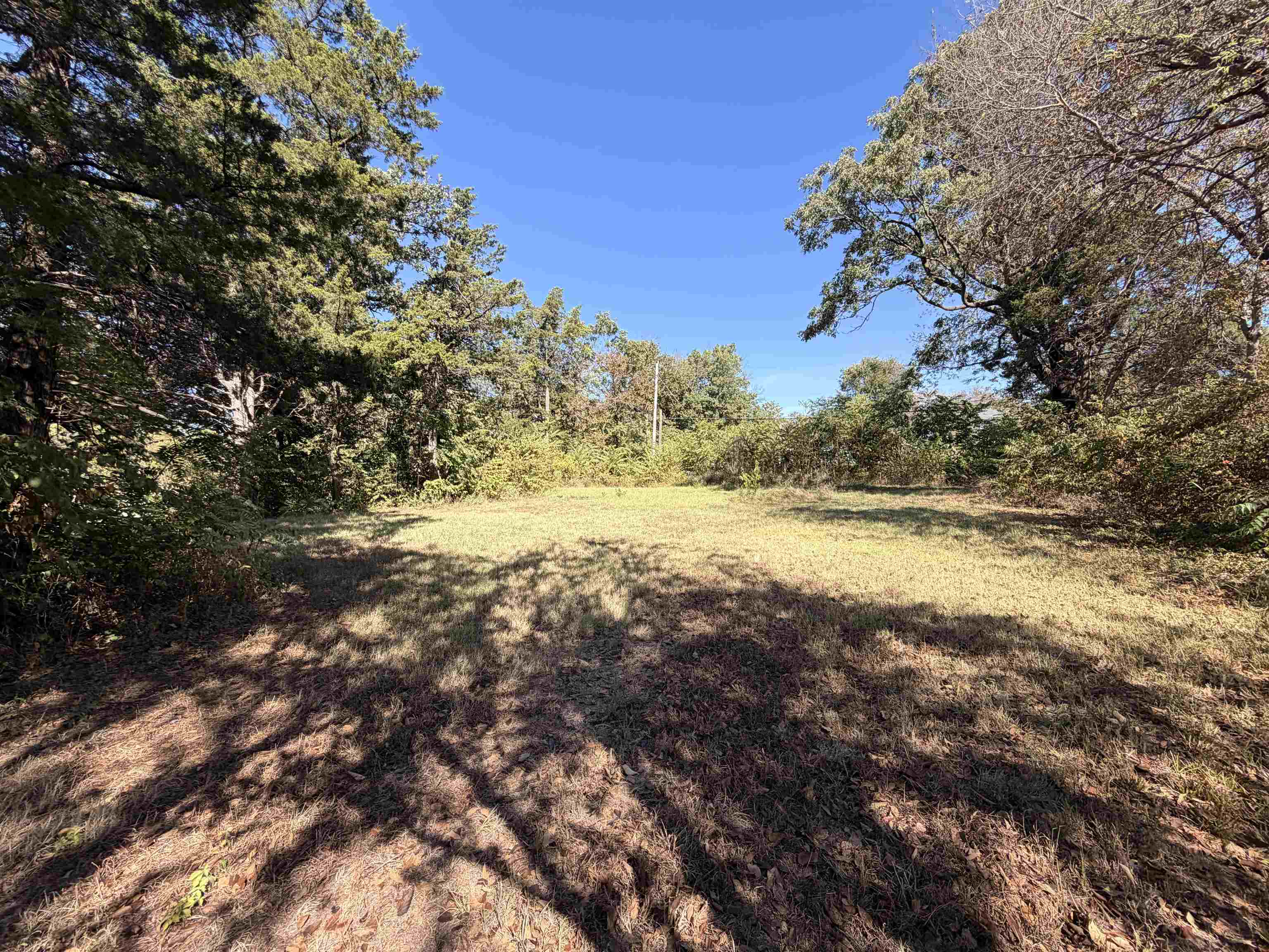 401 N Athenian Ave Property Photo 2