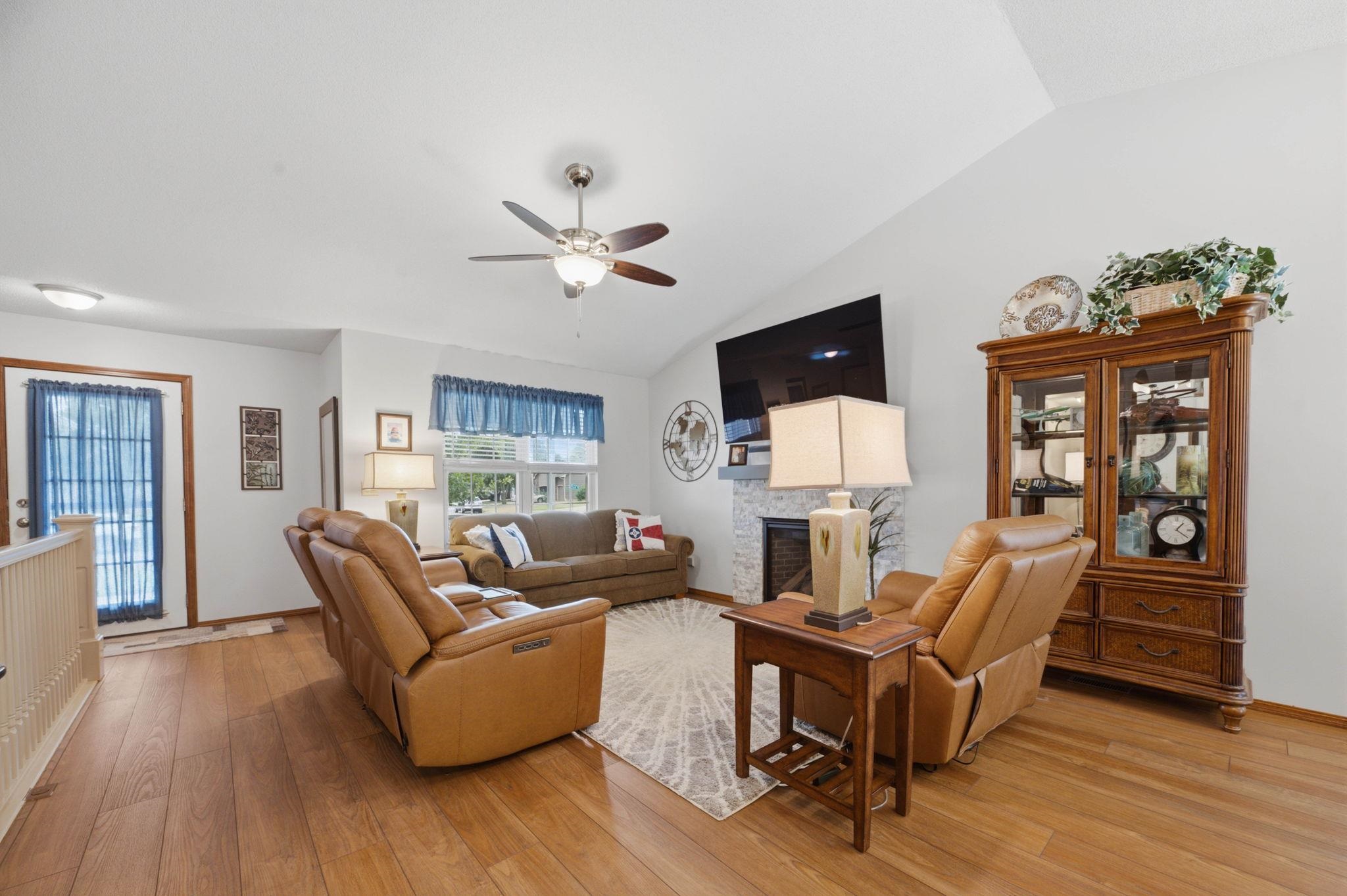 11558 W Central Park St Property Photo 5