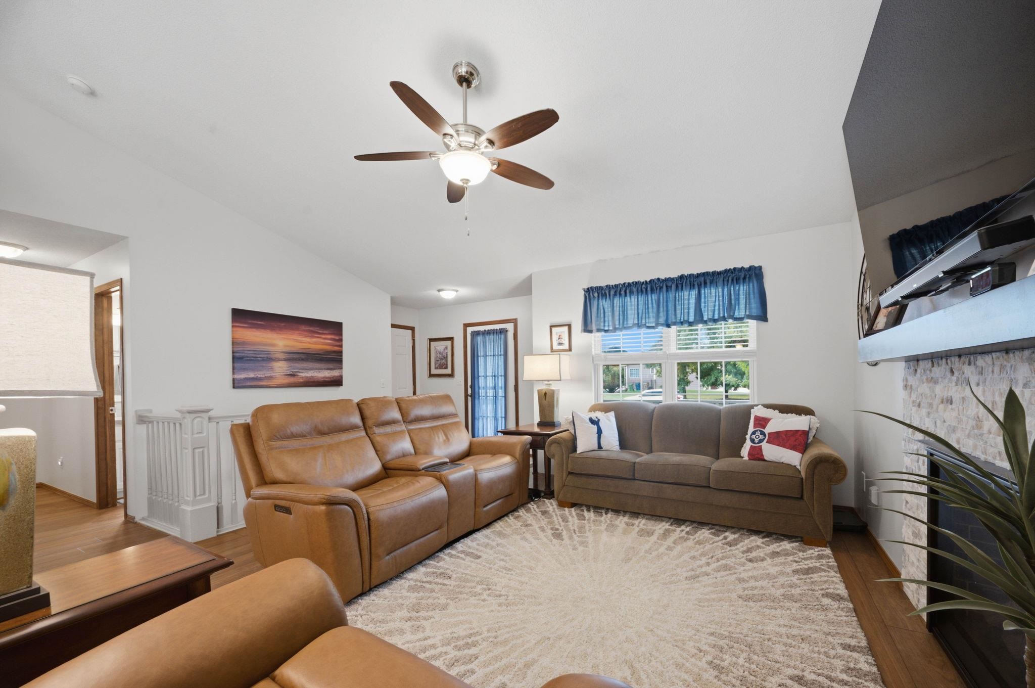 11558 W Central Park St Property Photo 6