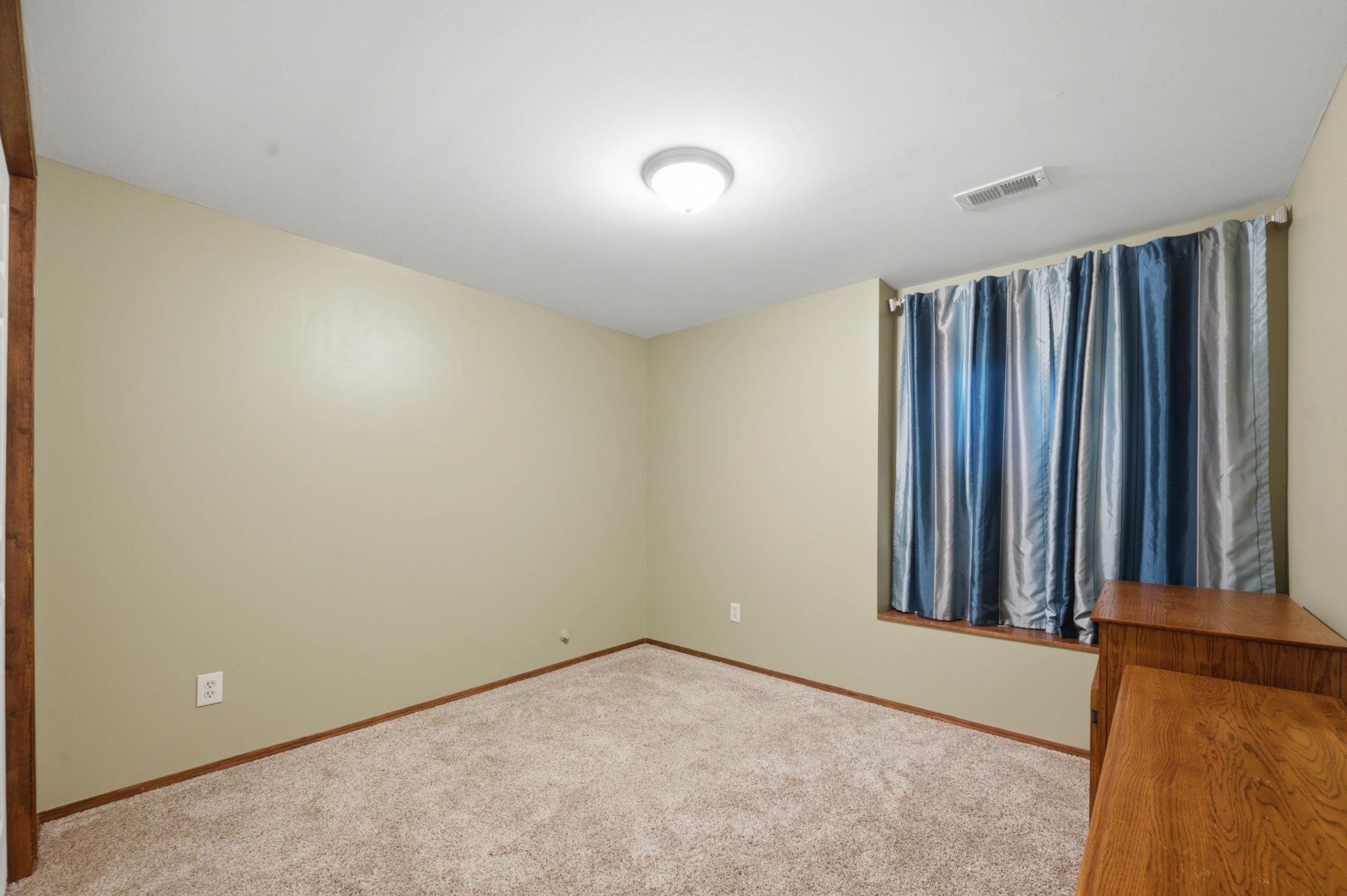11558 W Central Park St Property Photo 24