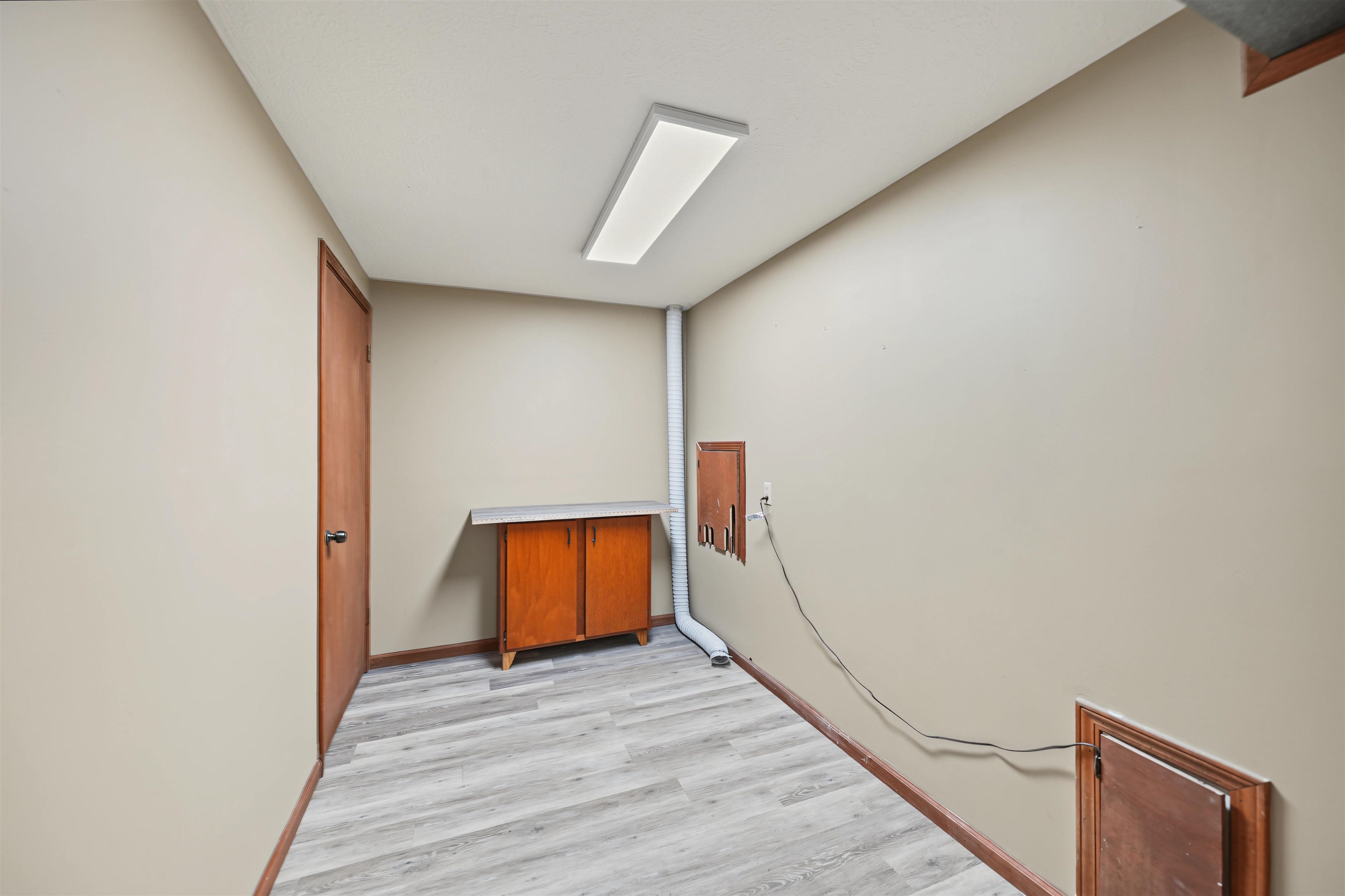 1233 Louise Ln Property Photo 15
