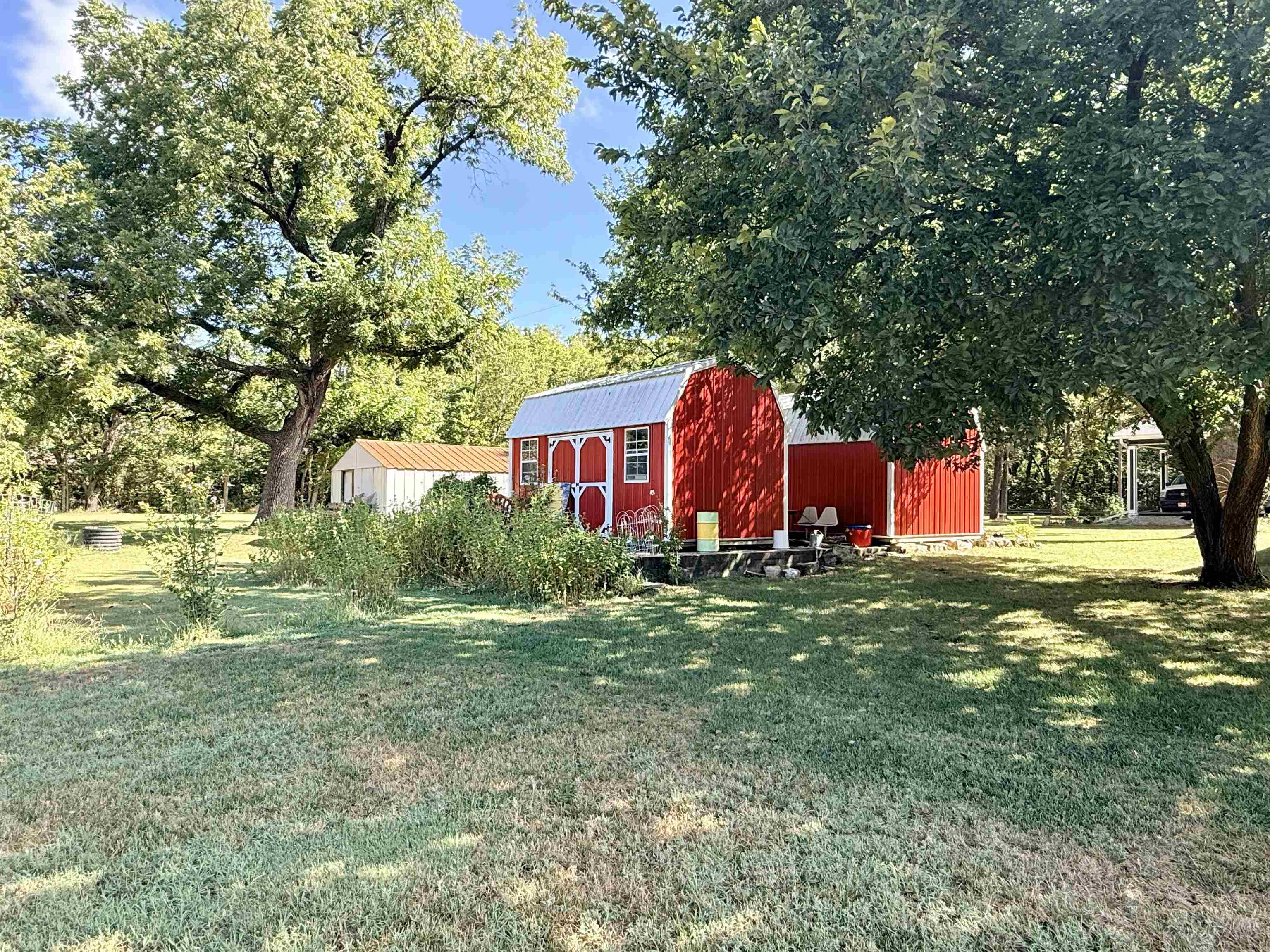 673 Walnut Property Photo 35