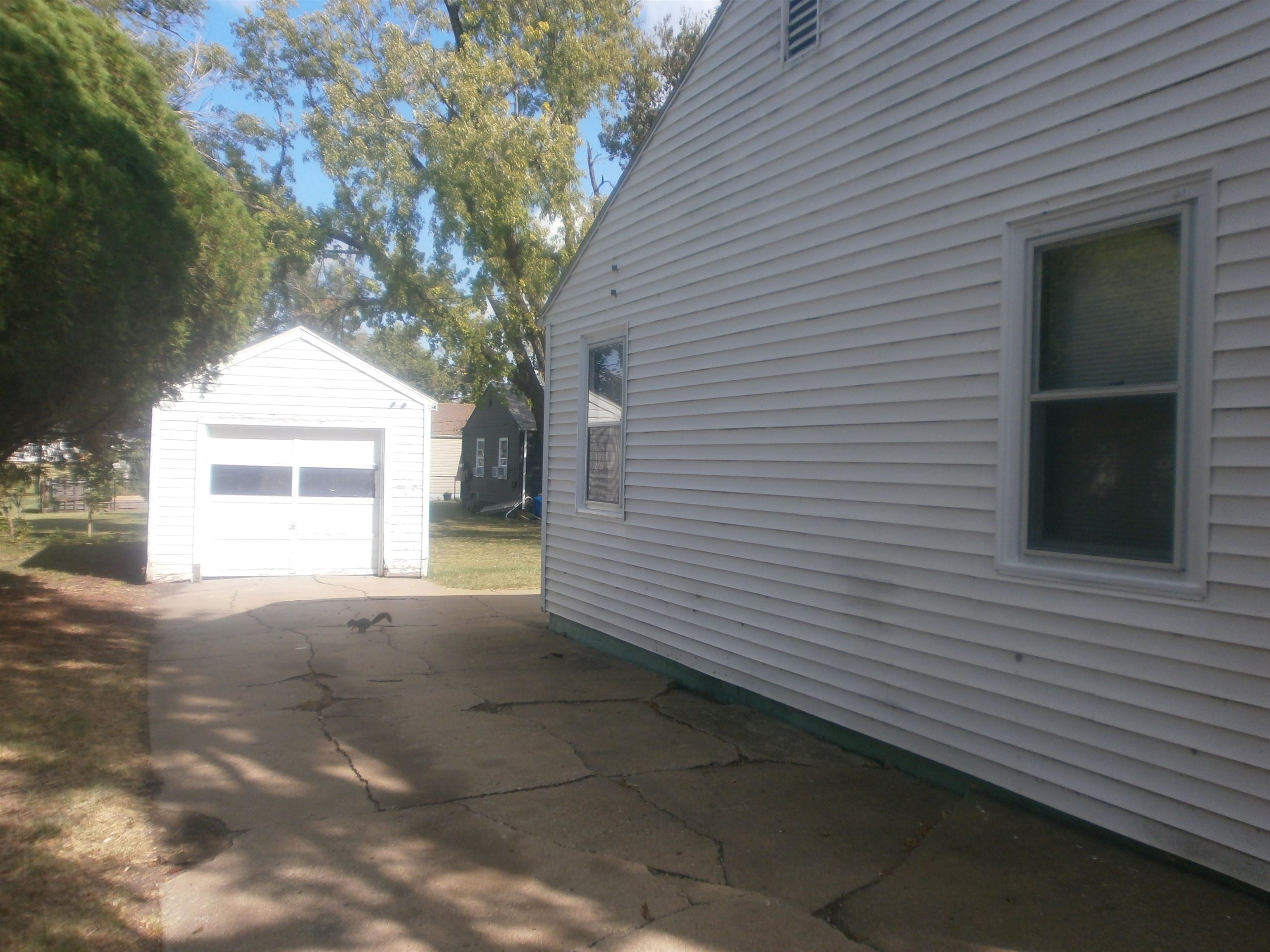 1609 Osborne Property Photo 14