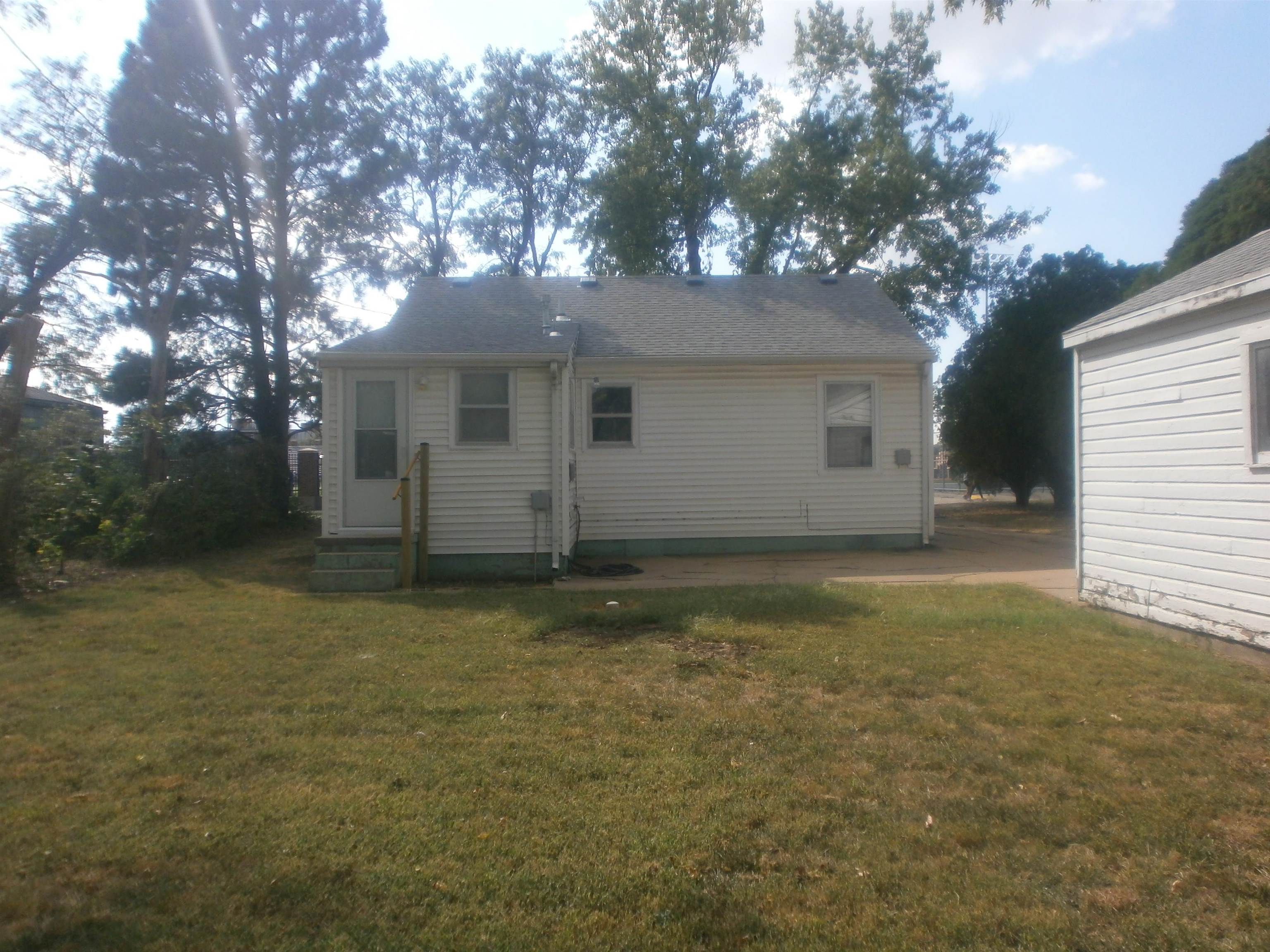1609 Osborne Property Photo 15