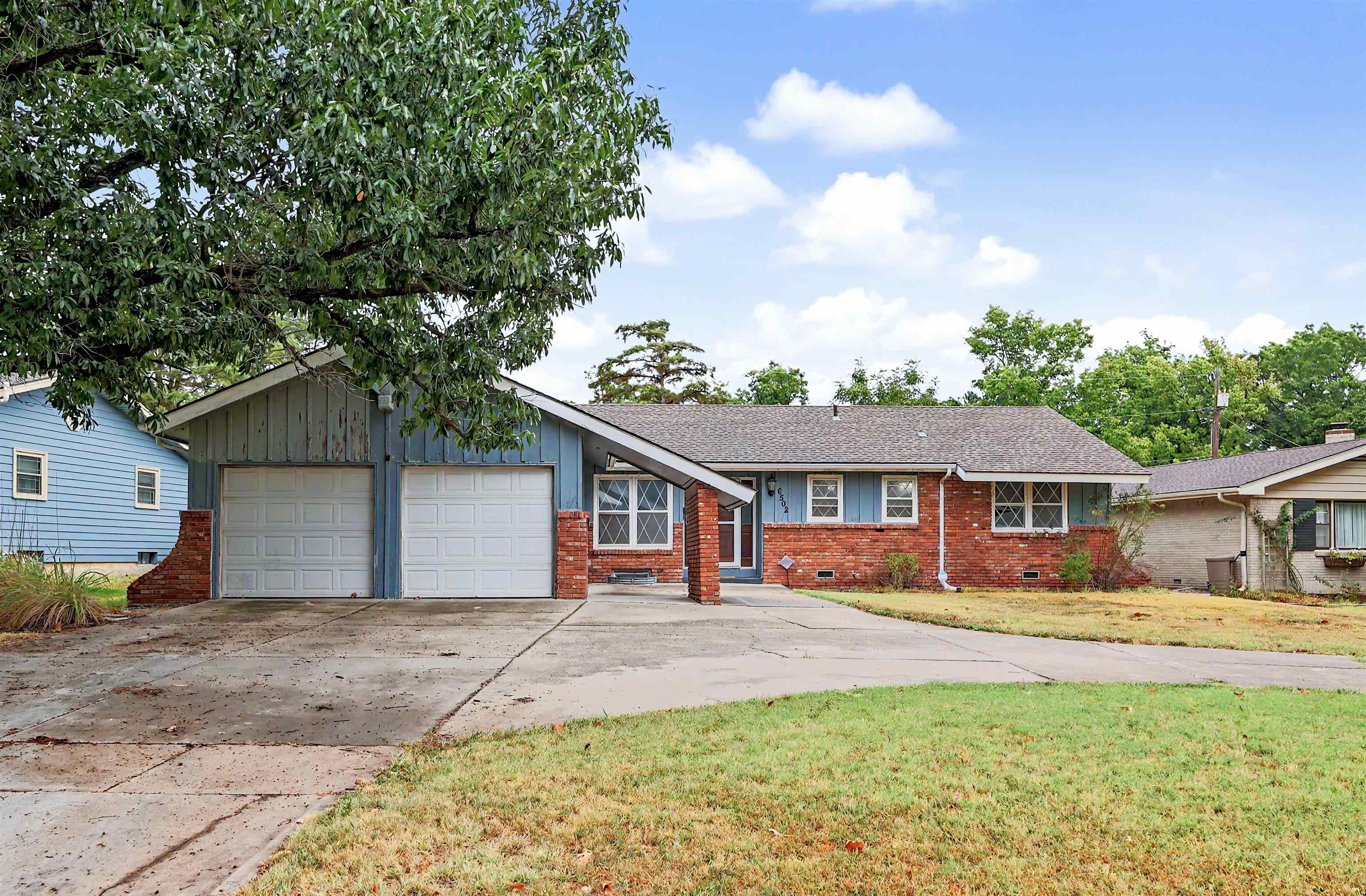 6502 E Aberdeen St Property Photo 1