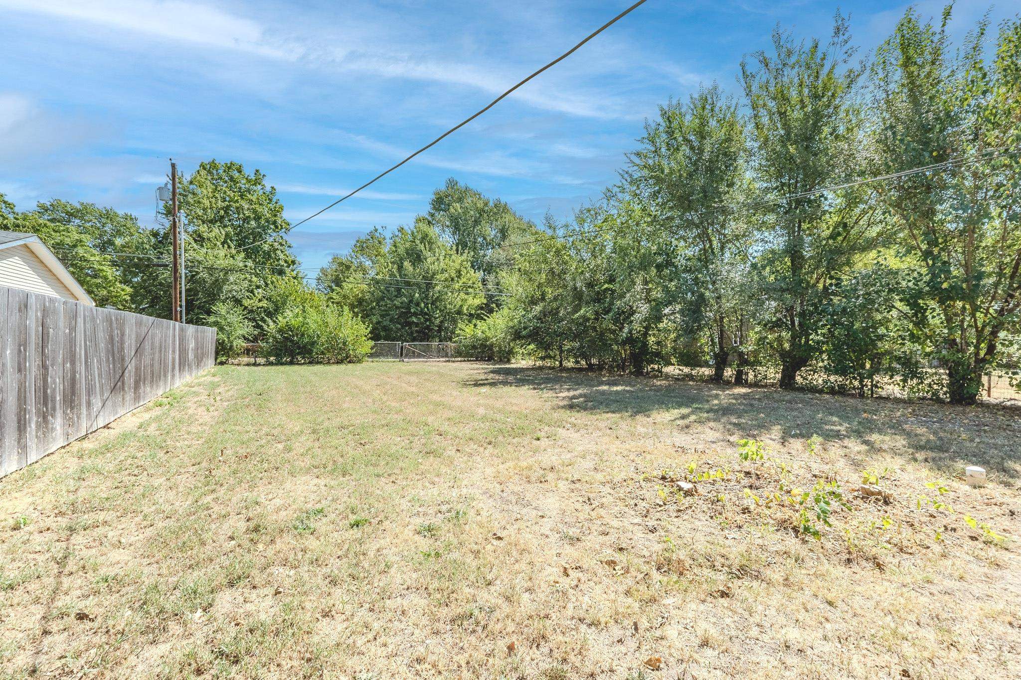 2334 S Ida Property Photo 14