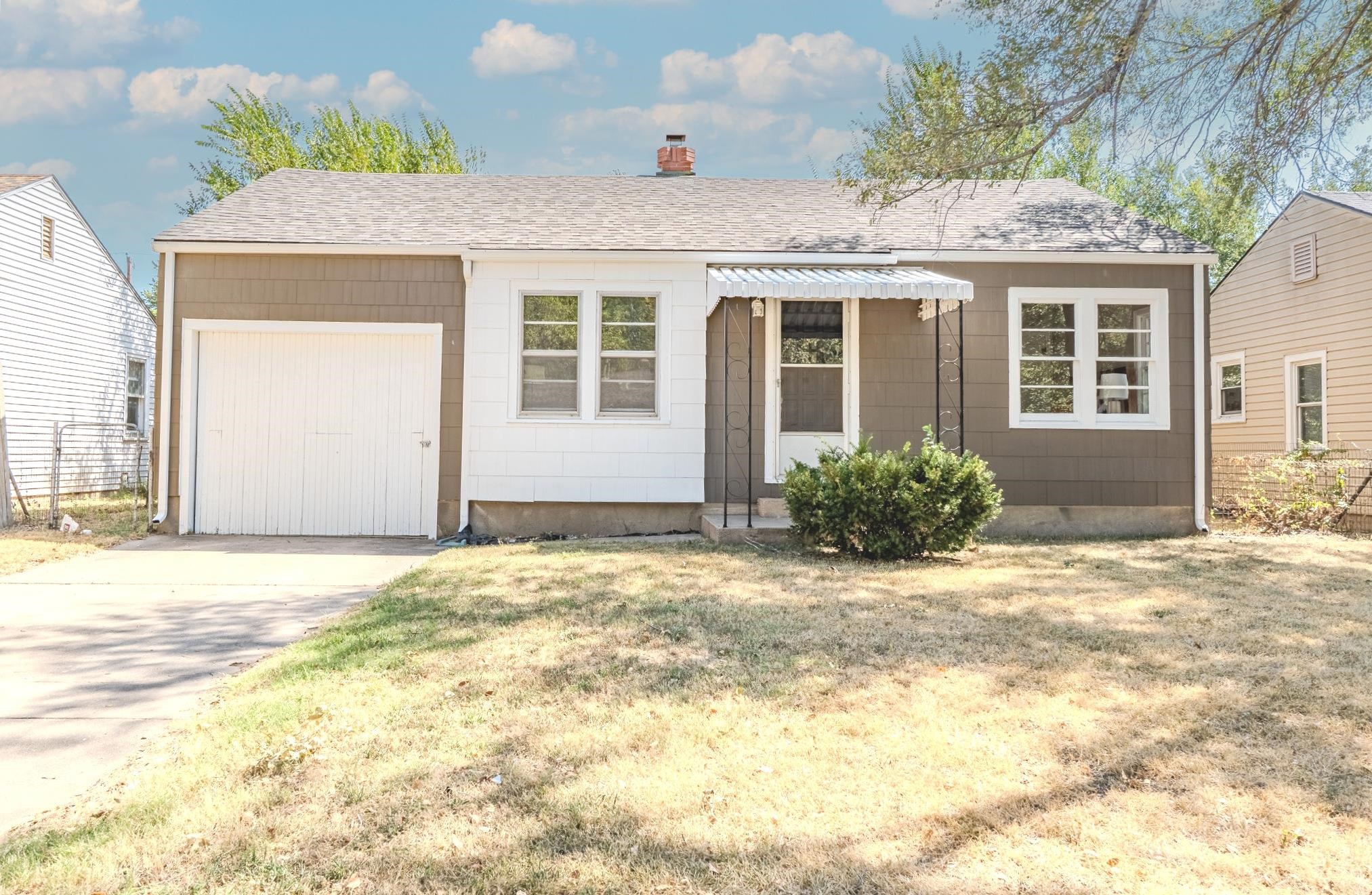 2340 S Ida Property Photo 1