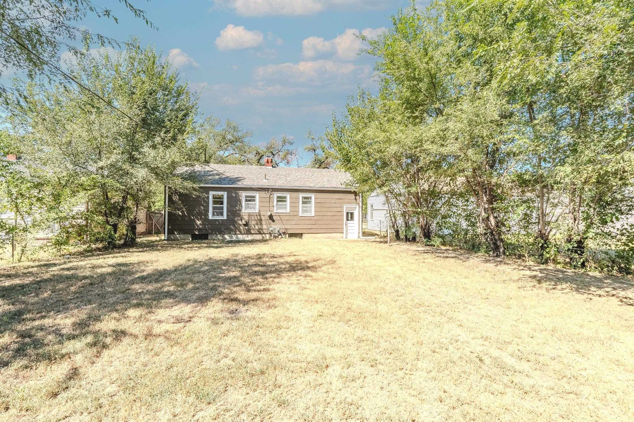 2340 S Ida Property Photo 15