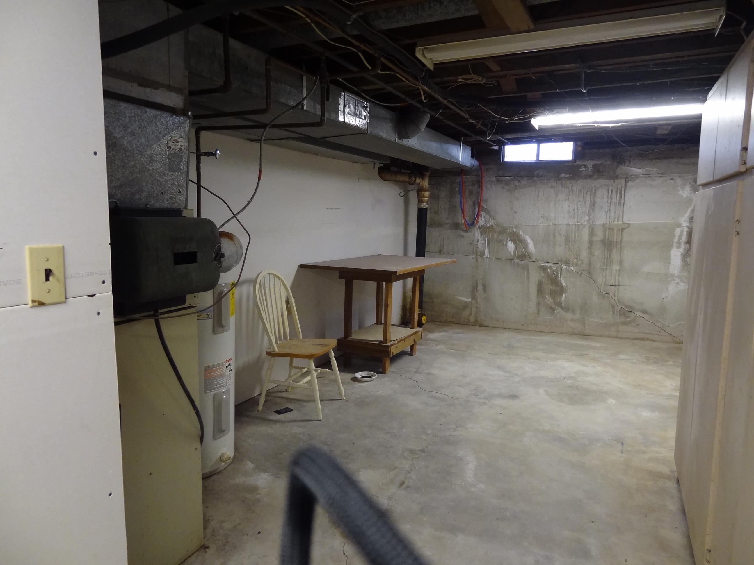615 S Pershing Property Photo 9