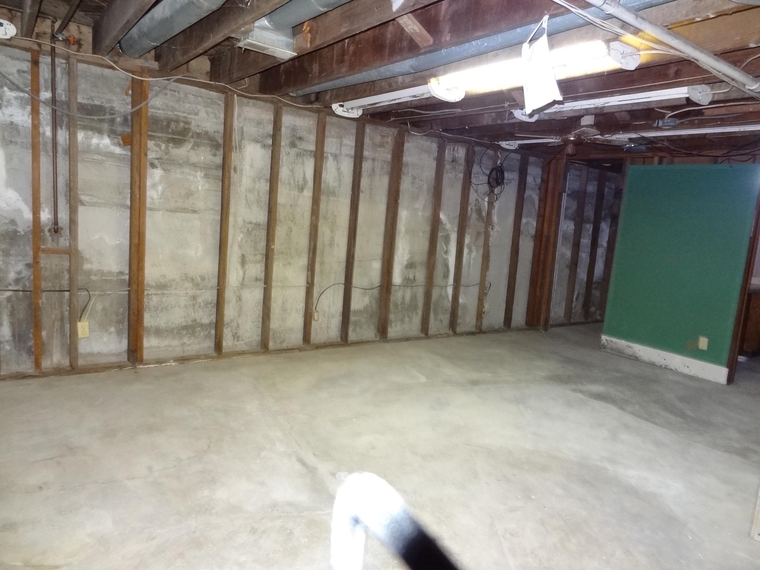 615 S Pershing Property Photo 10
