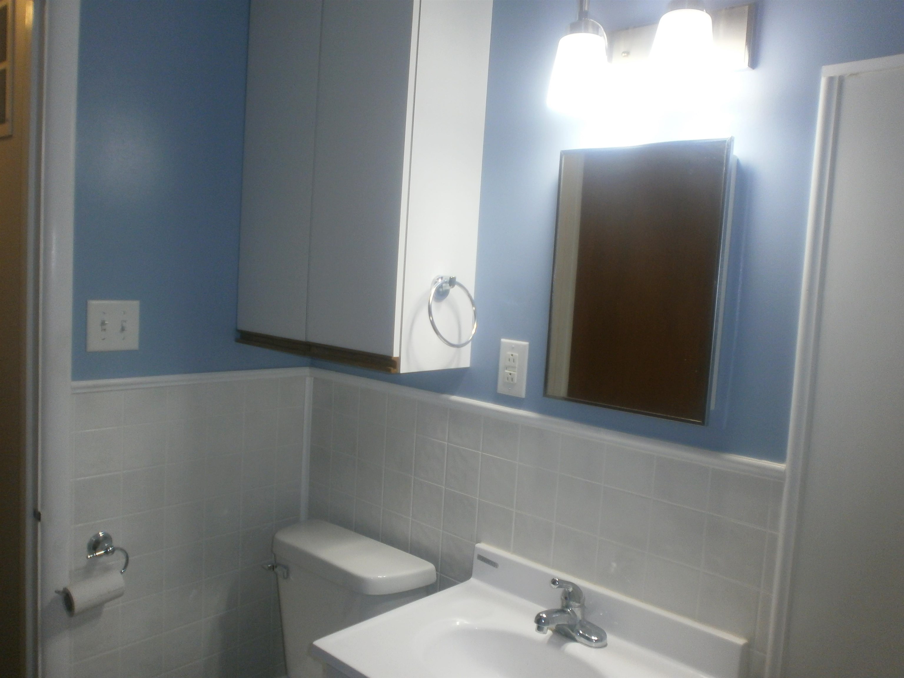 877 Vassar Dr Property Photo 14
