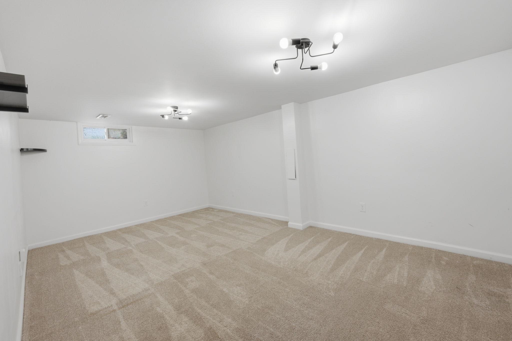 727 S Volutsia Ave Property Photo 18