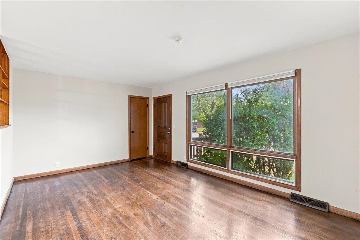 1415 N Prairie Ln. Property Photo 6