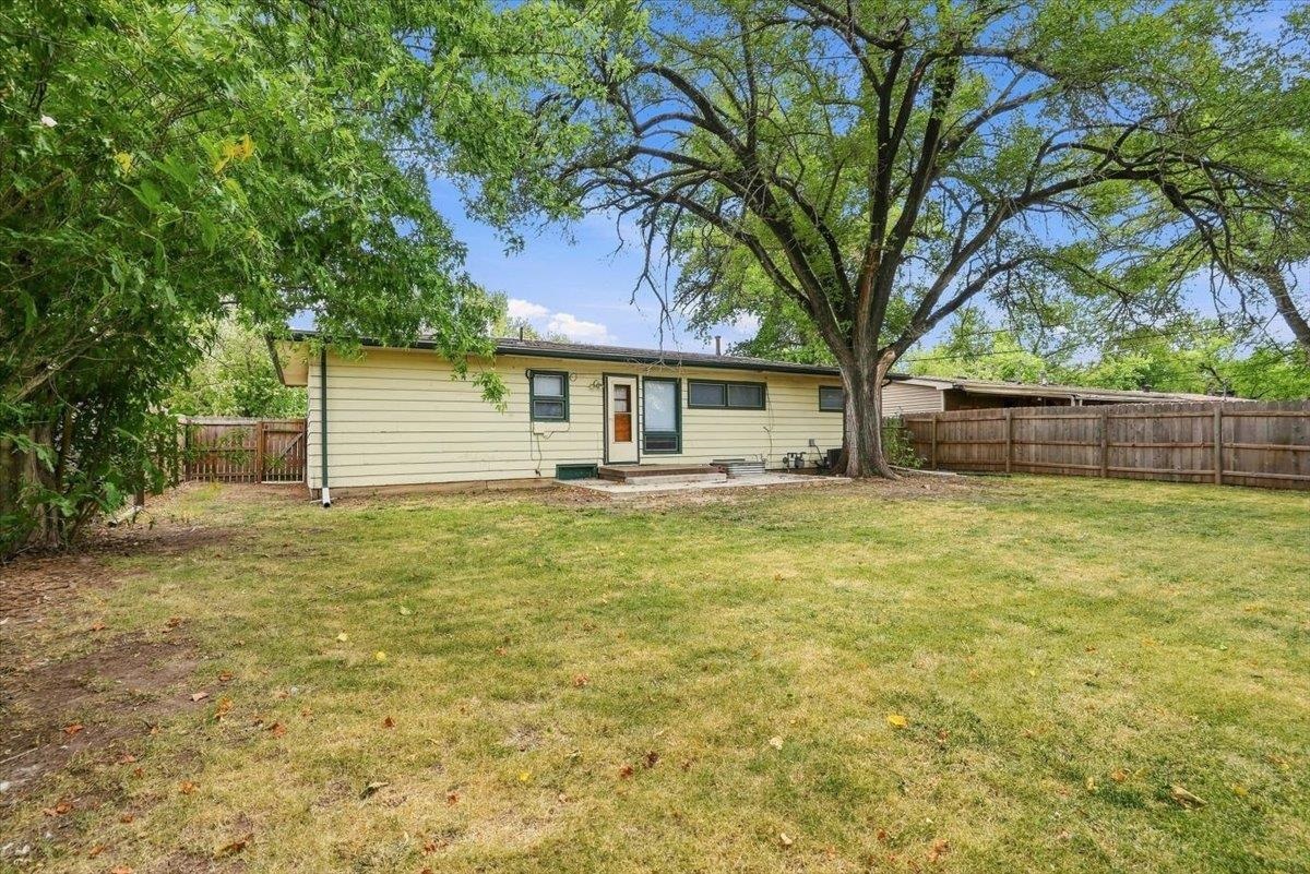 1415 N Prairie Ln. Property Photo 28