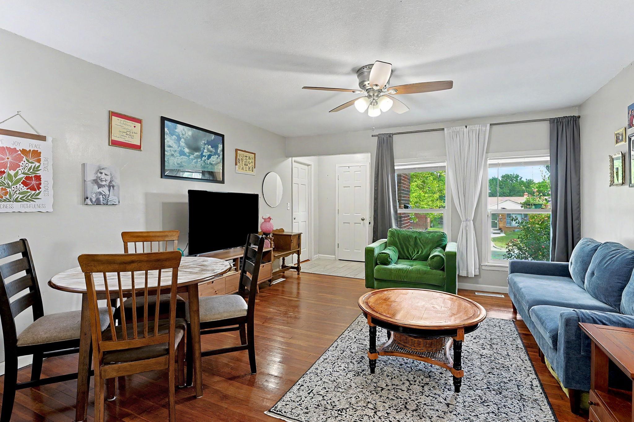 1837 S Drollinger Property Photo 4