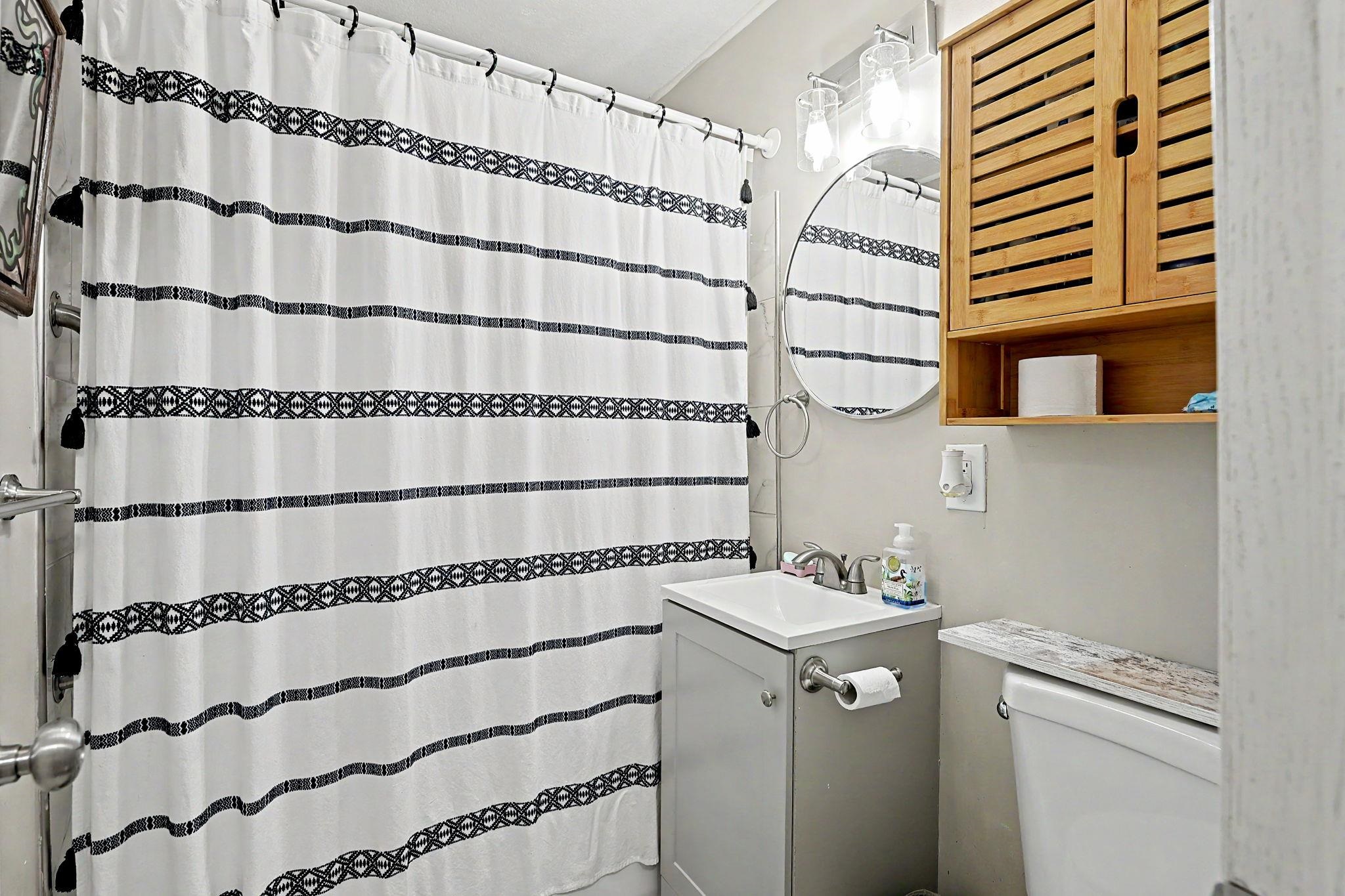 1837 S Drollinger Property Photo 14
