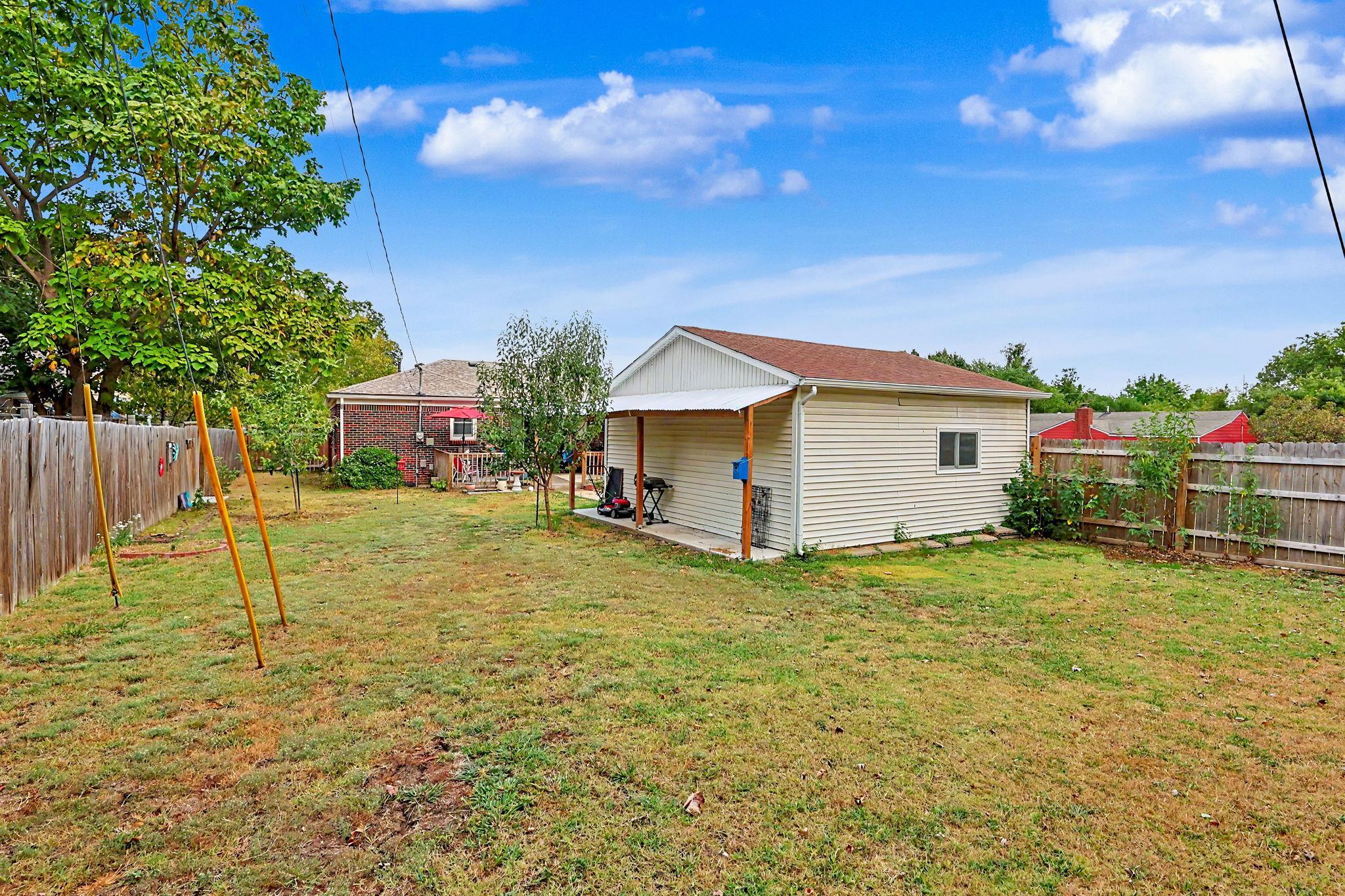 1837 S Drollinger Property Photo 27