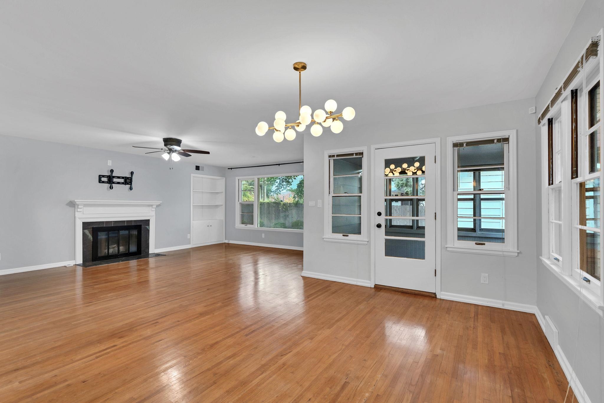 5819 Blueridge St Property Photo 4