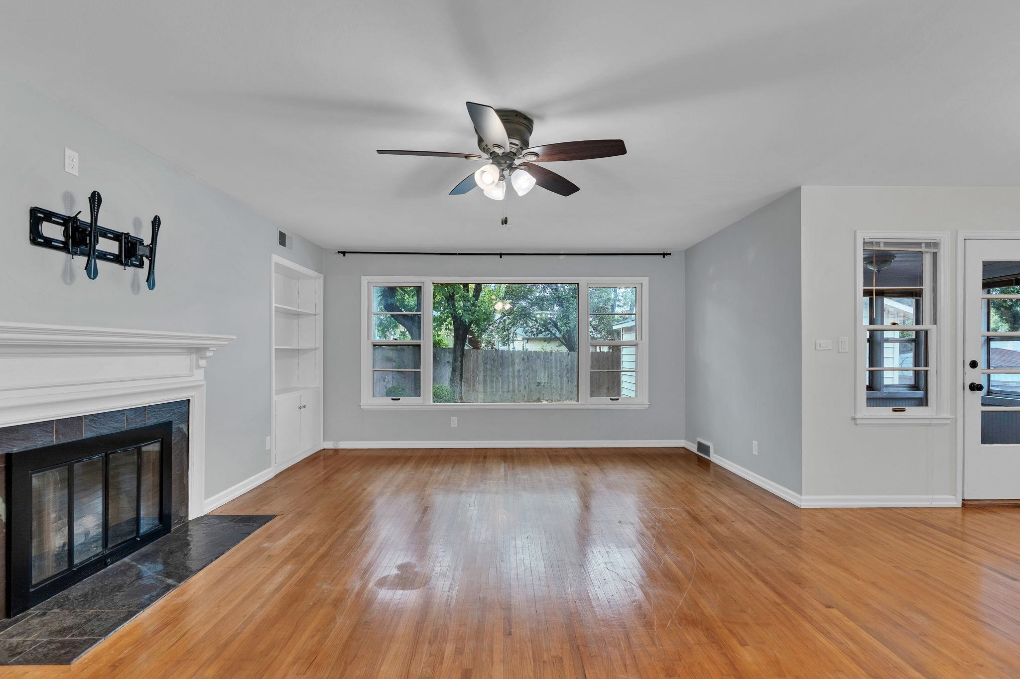 5819 Blueridge St Property Photo 5