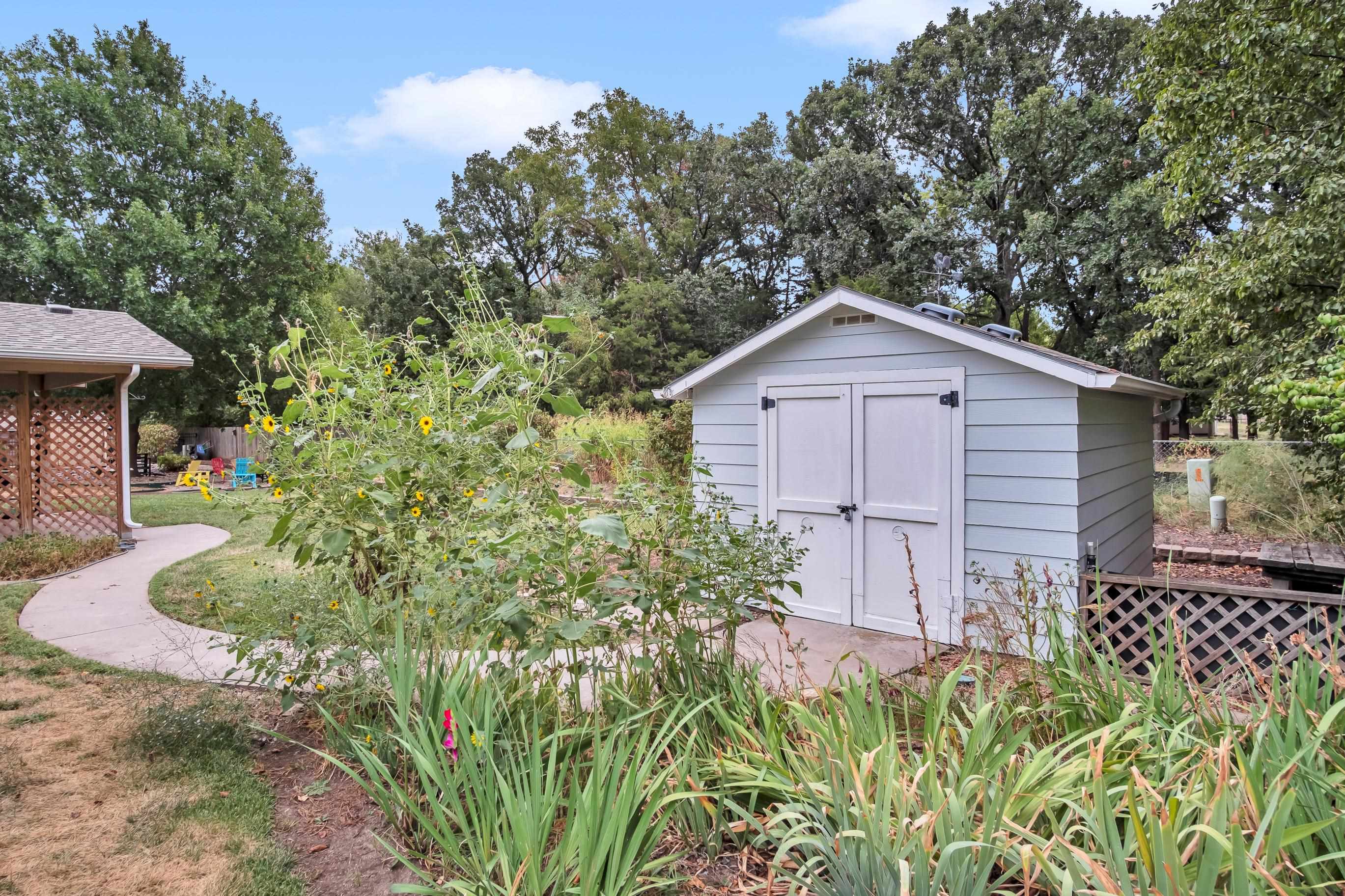 1309 Trinity Dr Property Photo 36