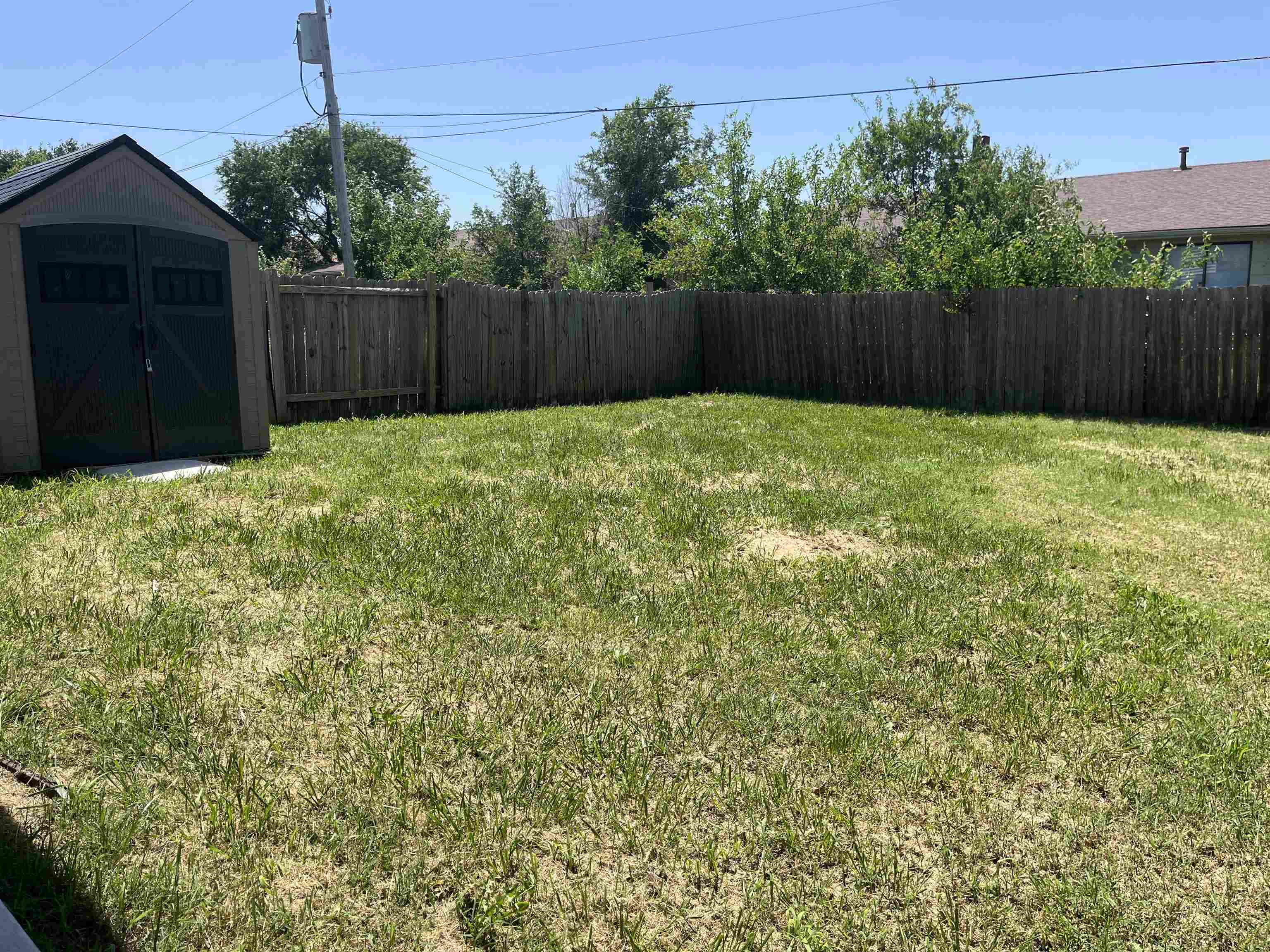 3127 S Bunker Hill Property Photo 11