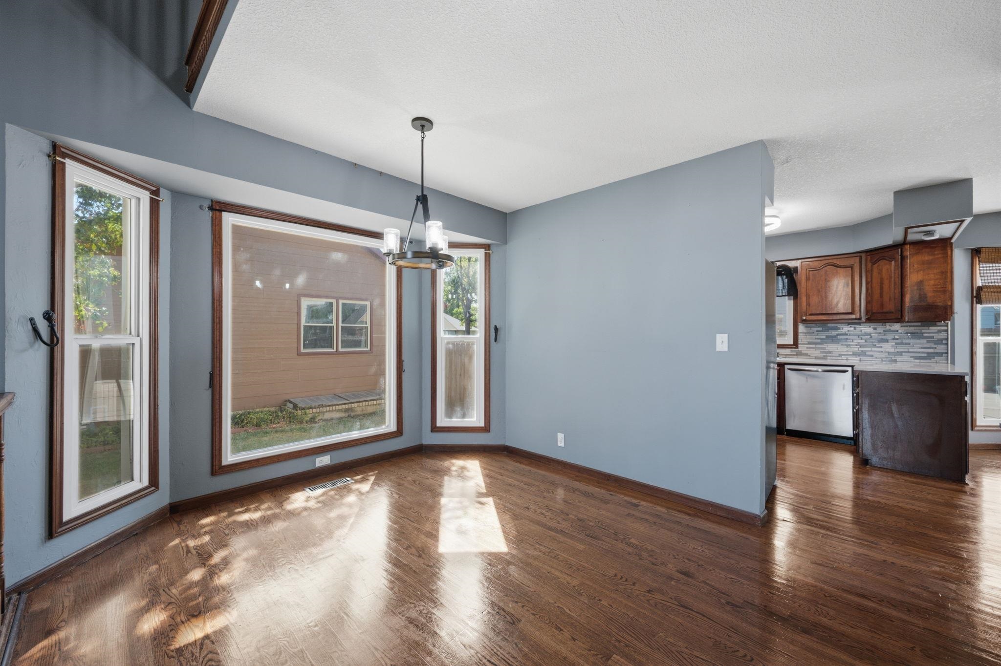 9915 W Jamesburg St Property Photo 10