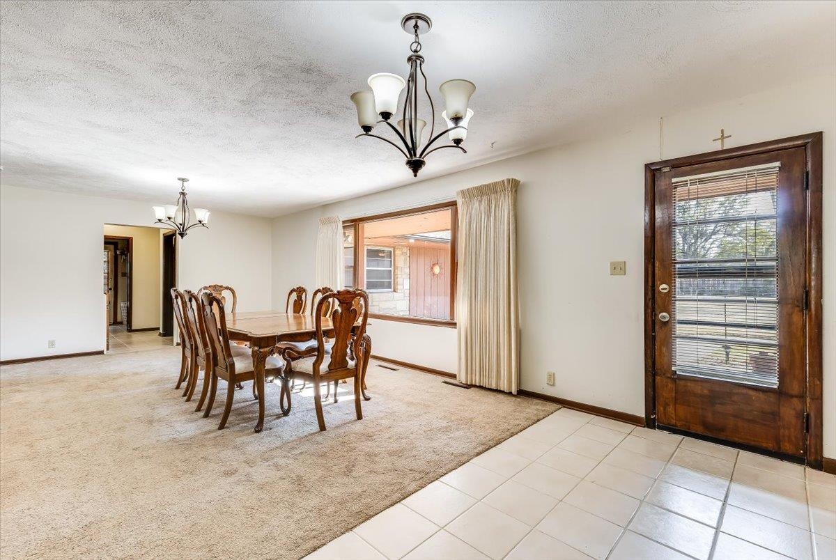 1418 N Pleasant View Property Photo 8