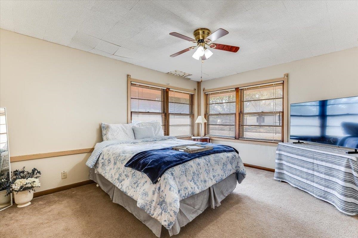 1418 N Pleasant View Property Photo 9