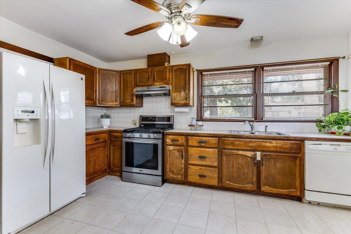 1418 N Pleasant View Property Photo 15