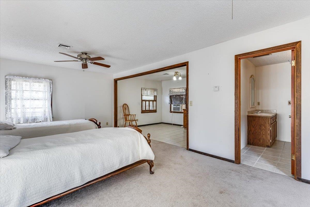 1418 N Pleasant View Property Photo 32