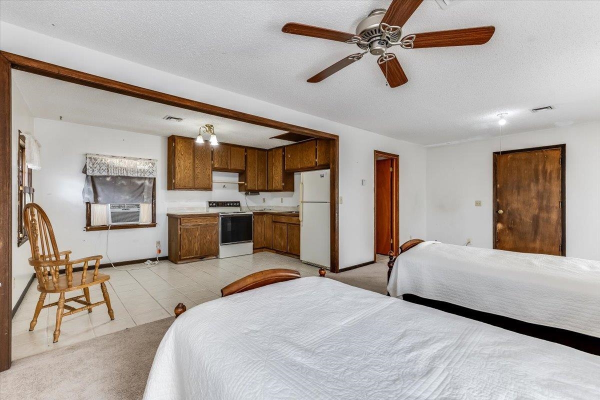 1418 N Pleasant View Property Photo 33