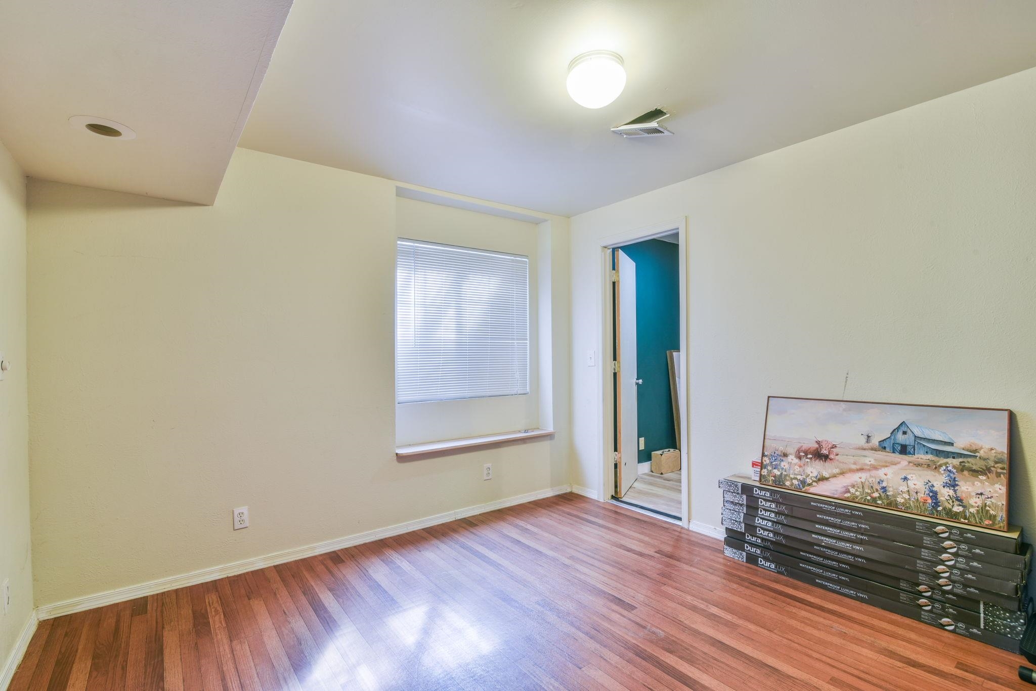 3502 N Governeour St Property Photo 28