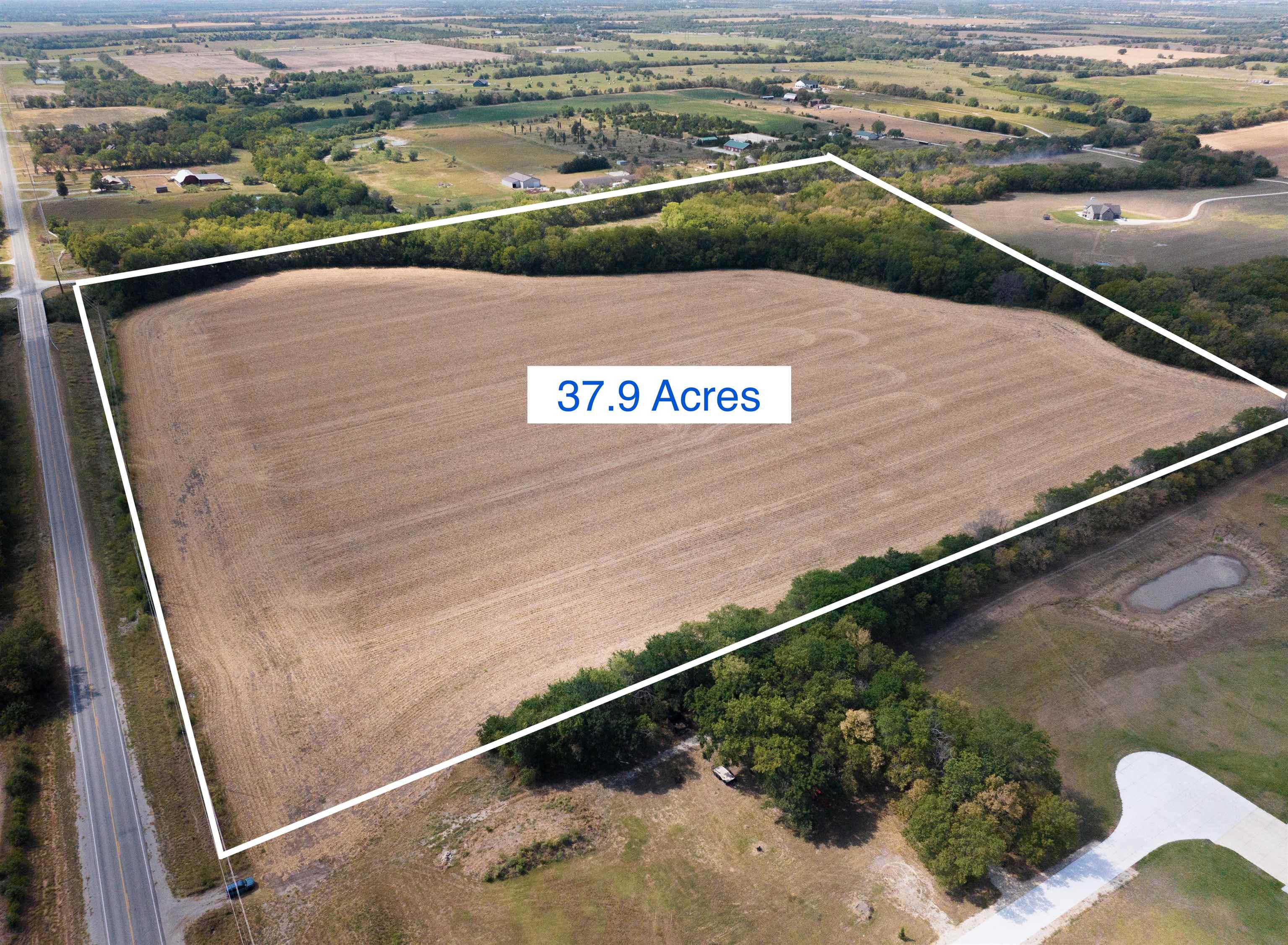 37 +/- Acres Sw 10th St Property Photo 1