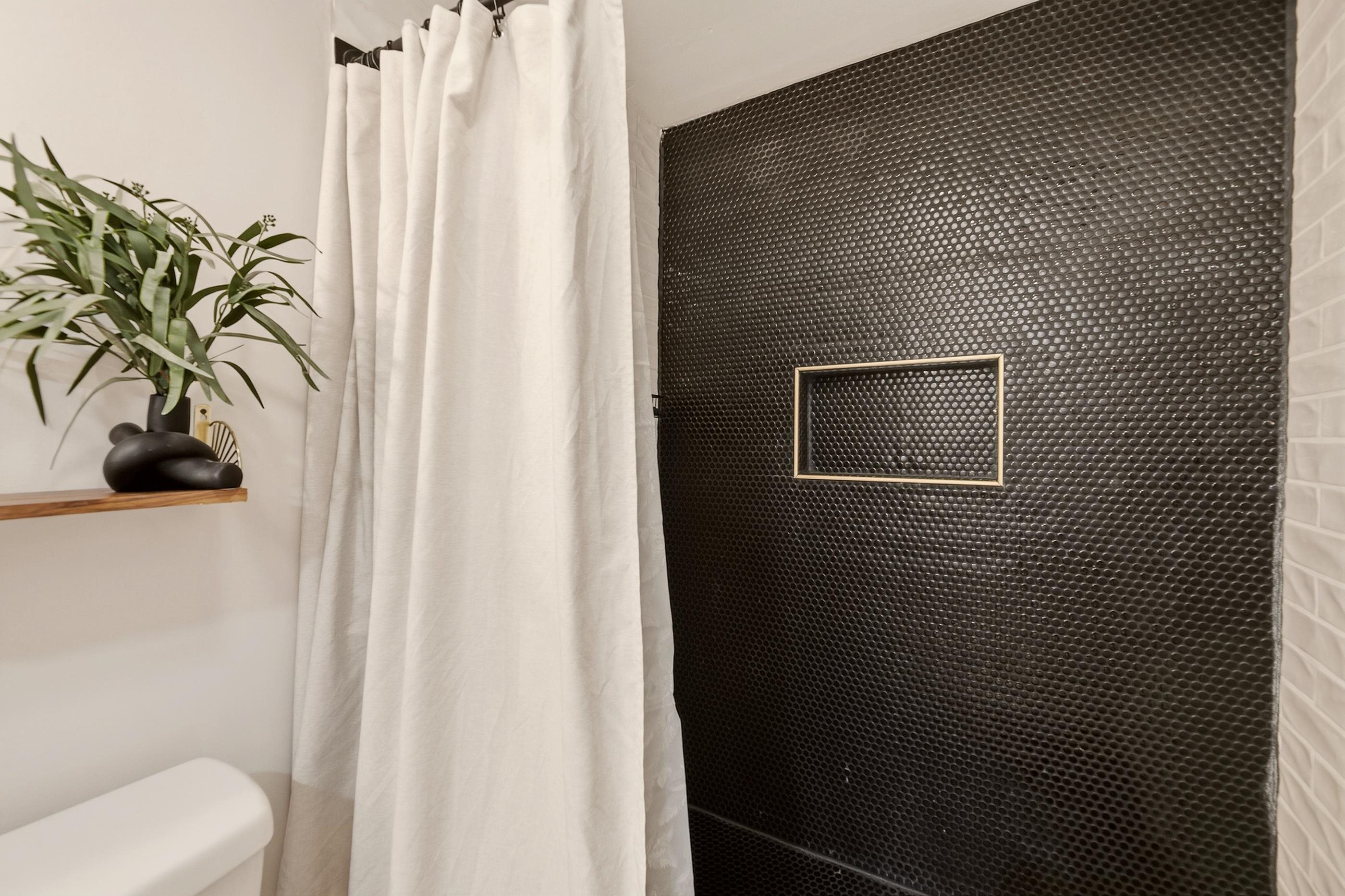 1306 N Scouller Property Photo 32