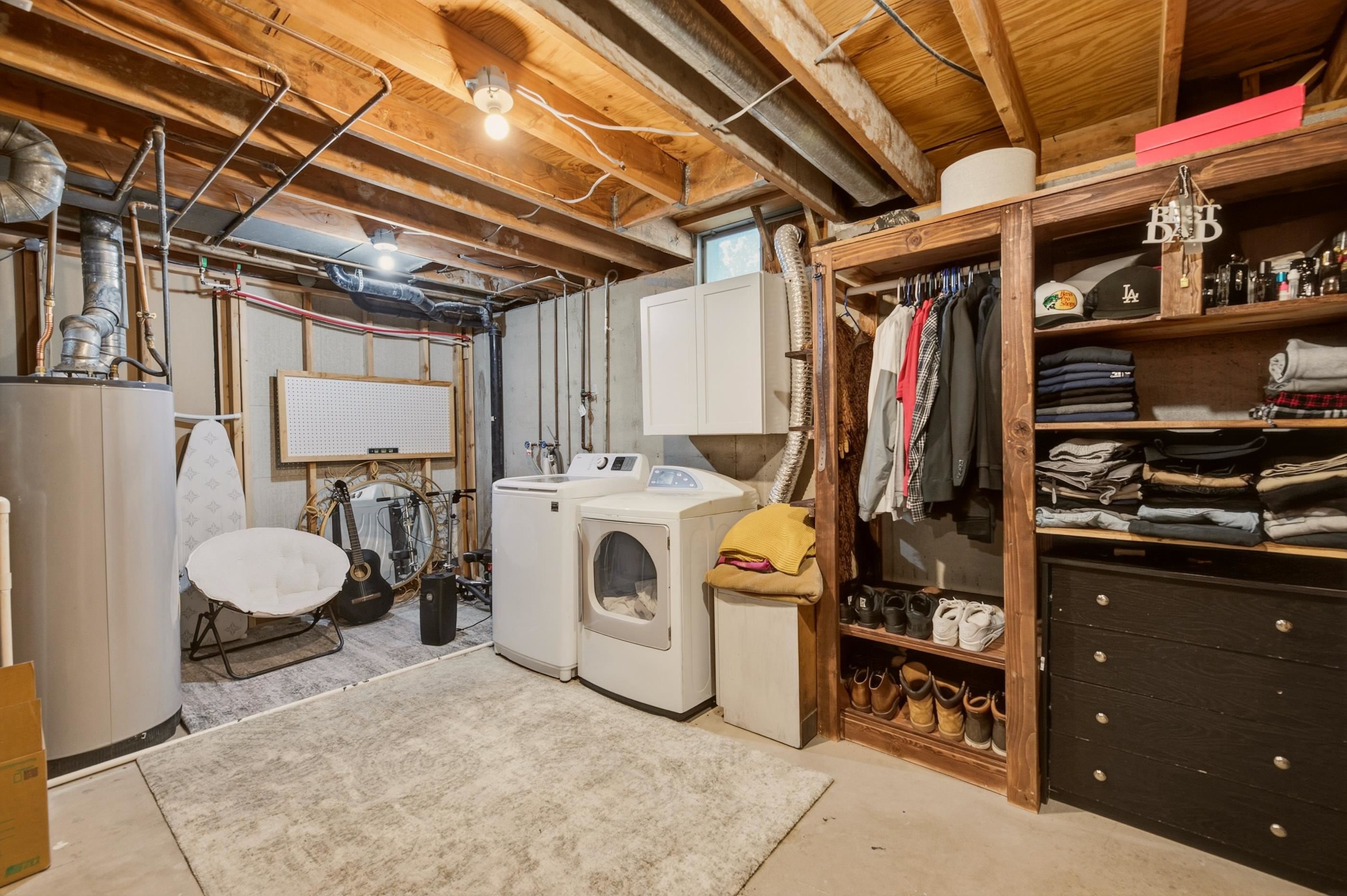 1306 N Scouller Property Photo 33