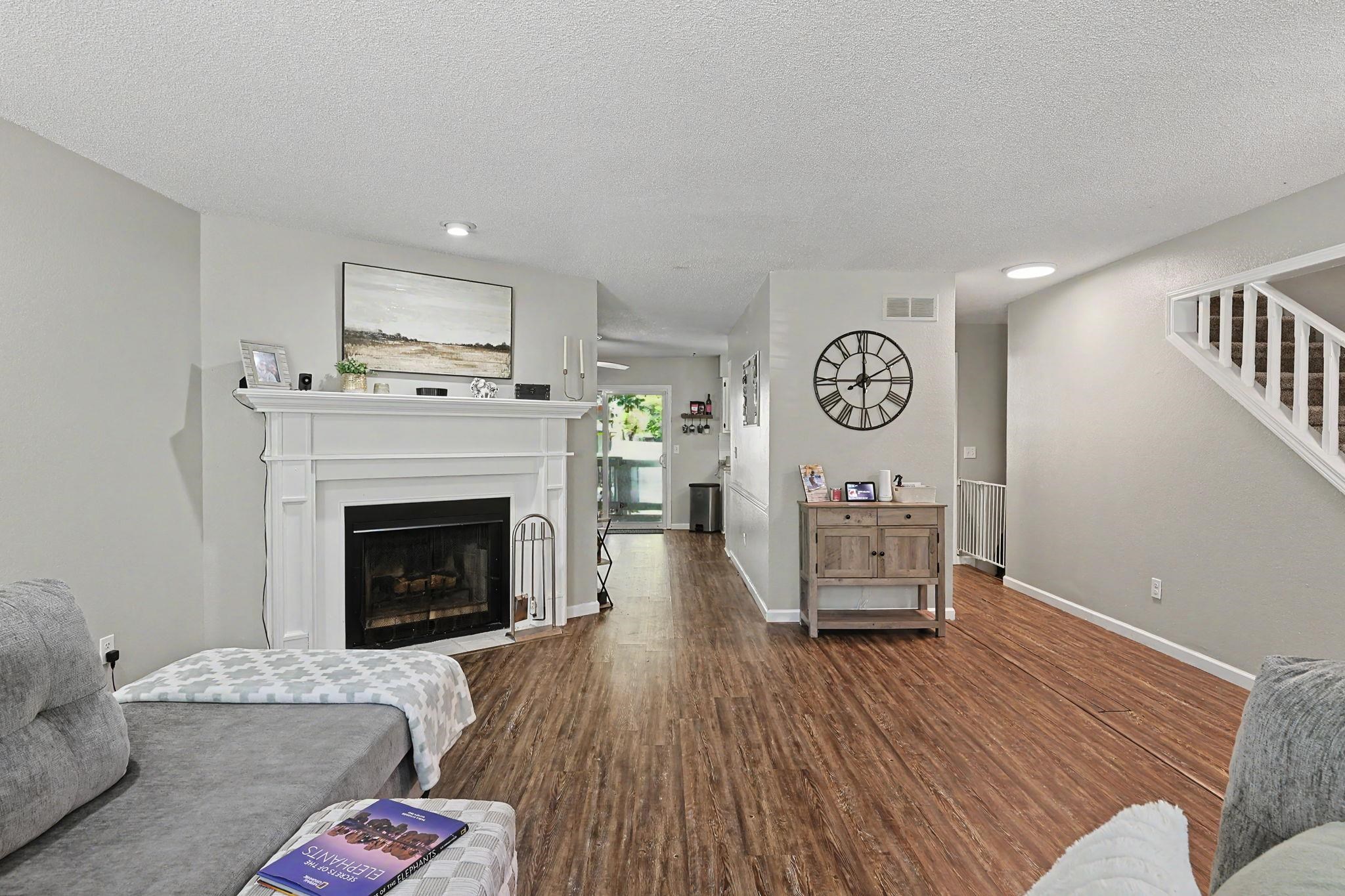 1708 E Evergreen Ct Property Photo 6