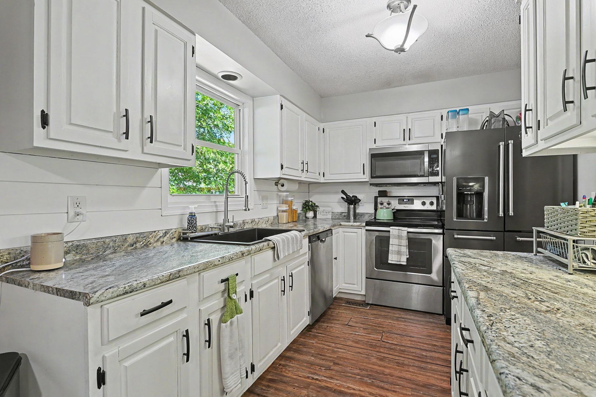 1708 E Evergreen Ct Property Photo 10