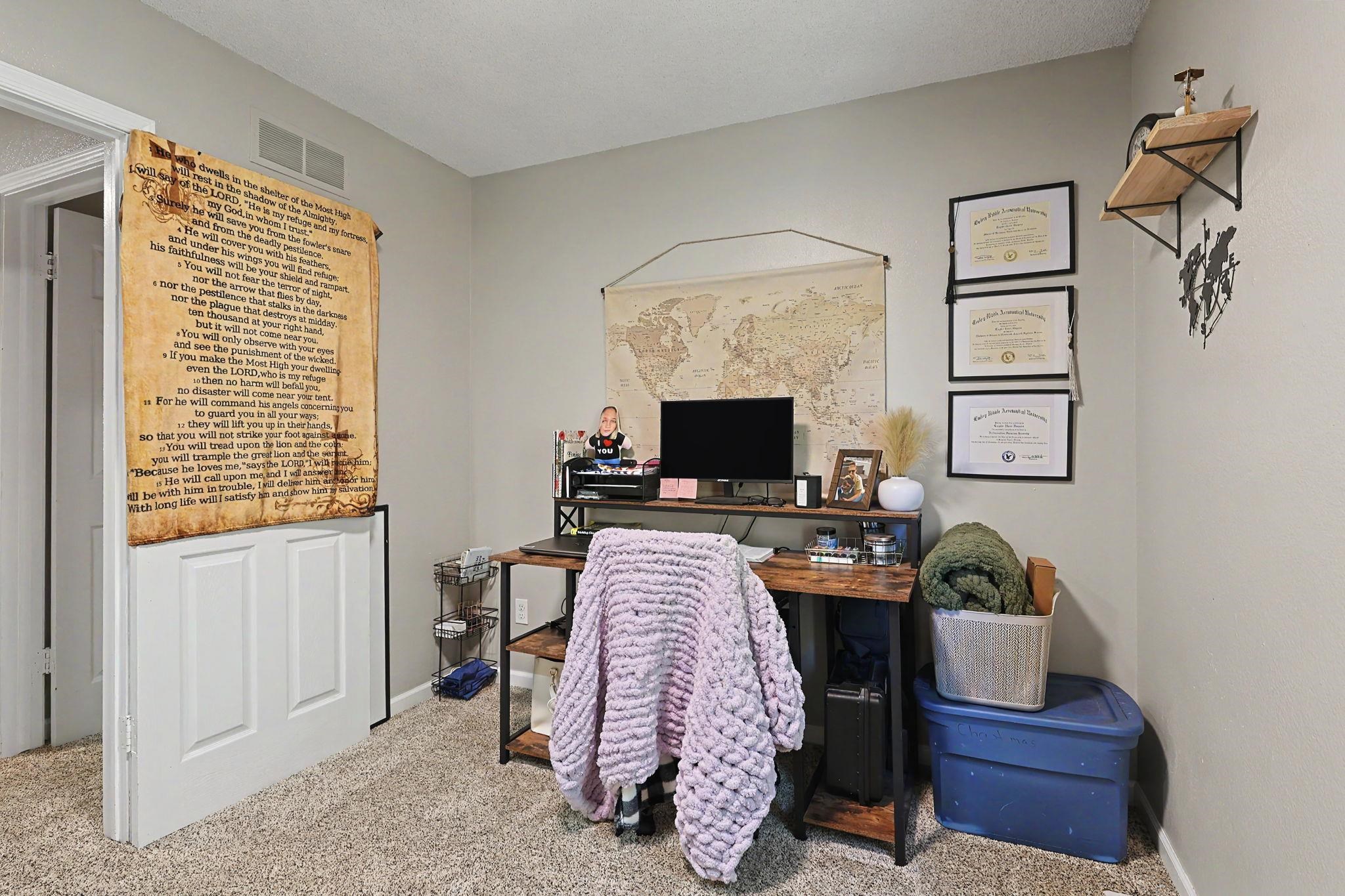 1708 E Evergreen Ct Property Photo 13
