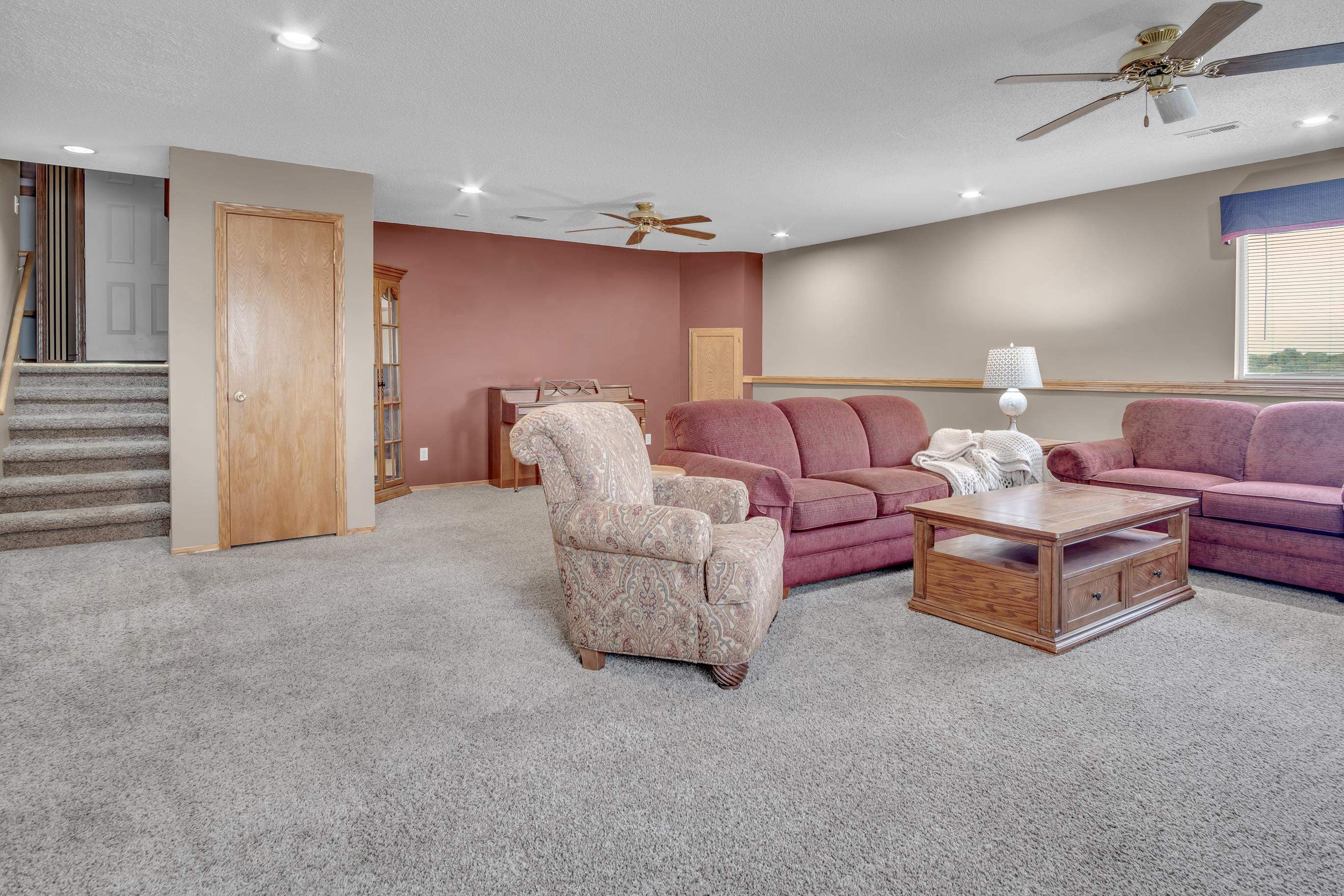 2321 Paddington Ave Property Photo 22