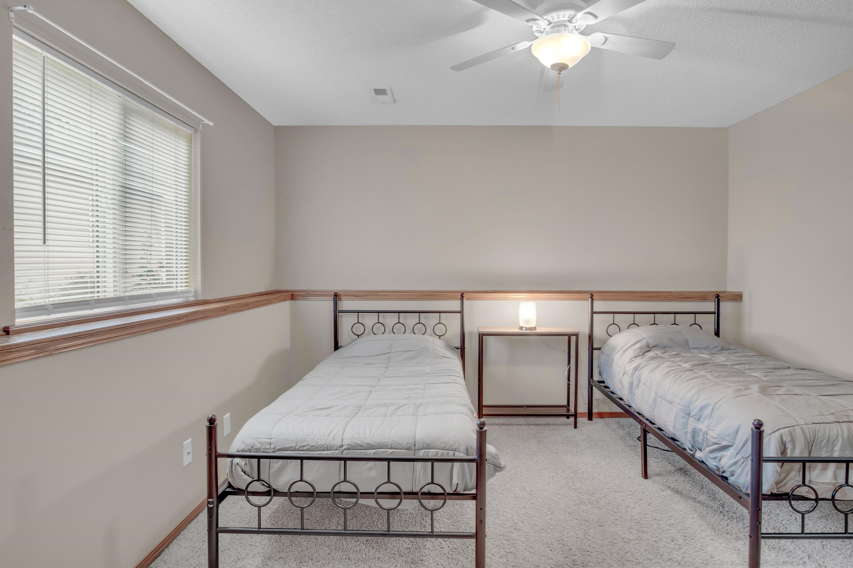 2321 Paddington Ave Property Photo 25