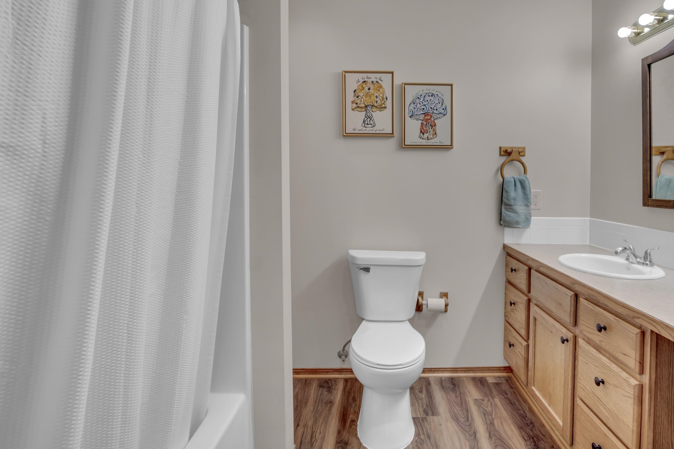 2321 Paddington Ave Property Photo 27