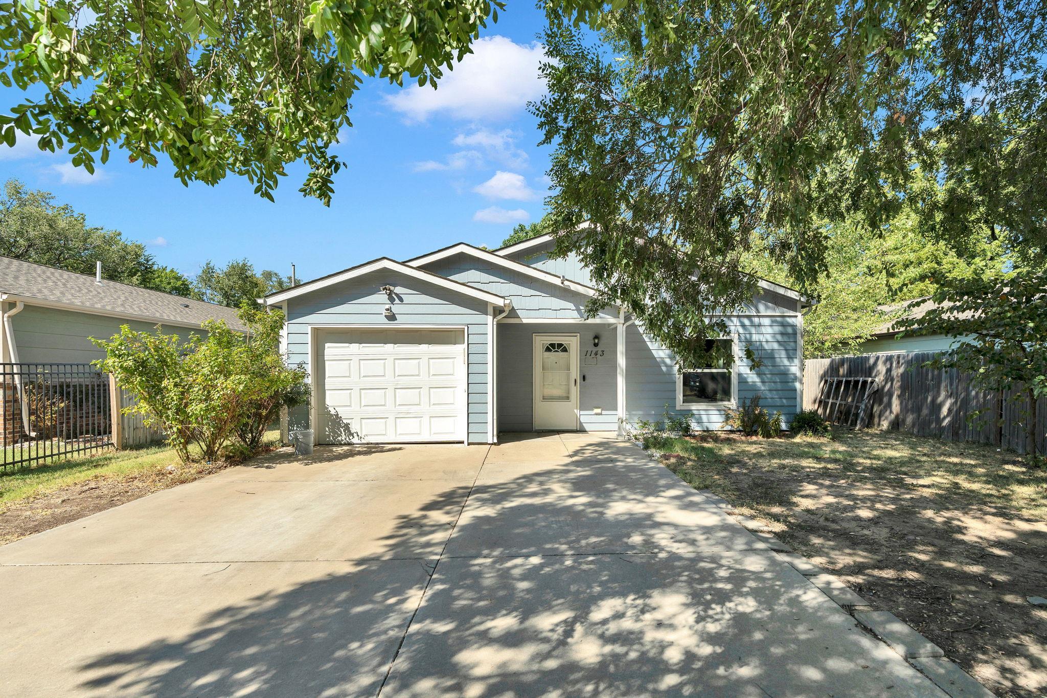 1143 N Estelle Ave. Property Photo 2