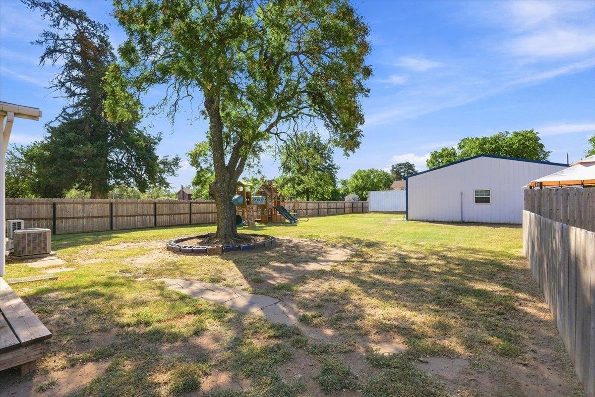 37 N Boyd St Property Photo 28