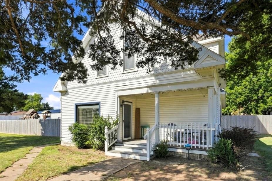 37 N Boyd St Property Photo 36