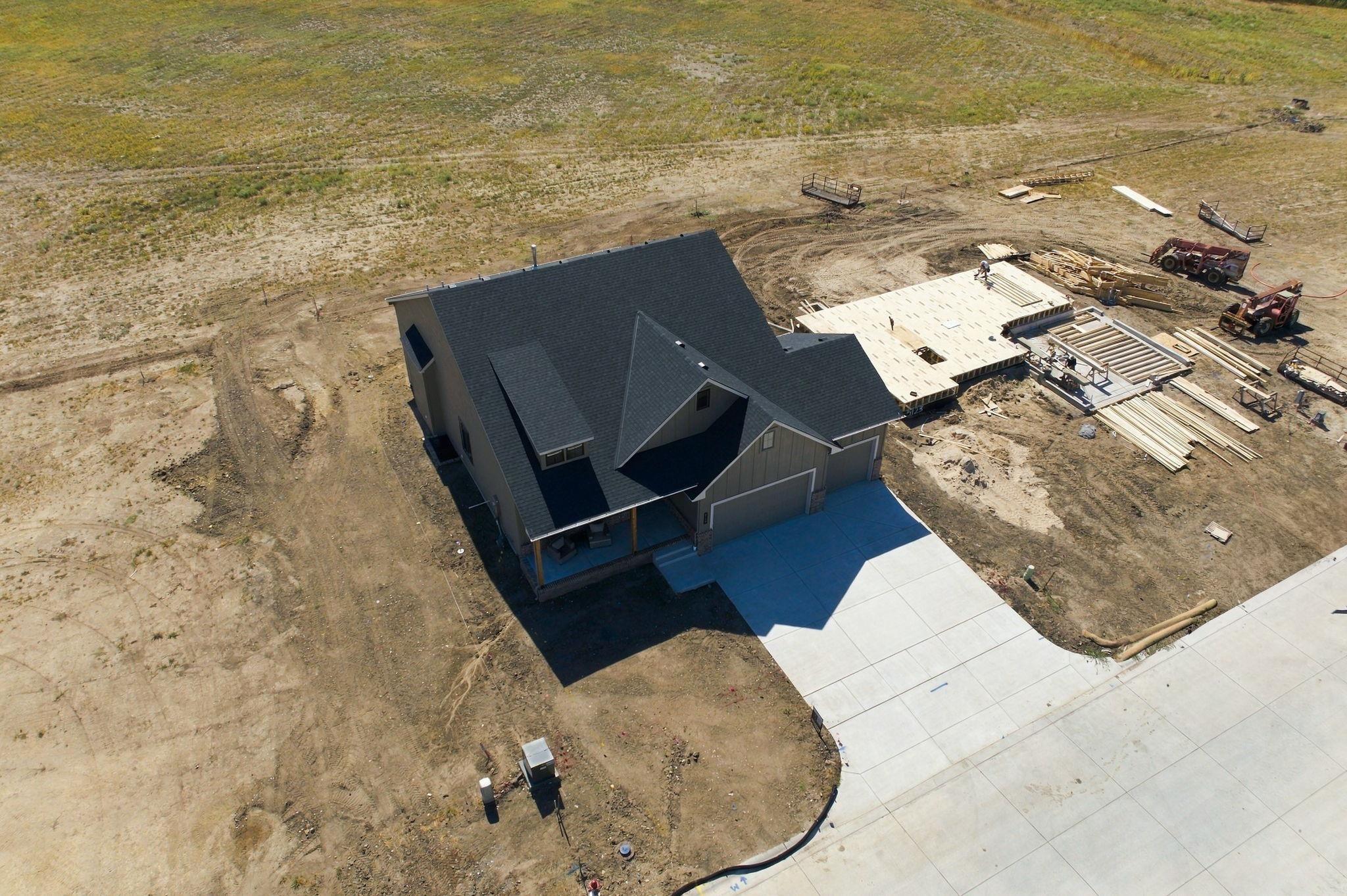 5119 N Highland Property Photo 3