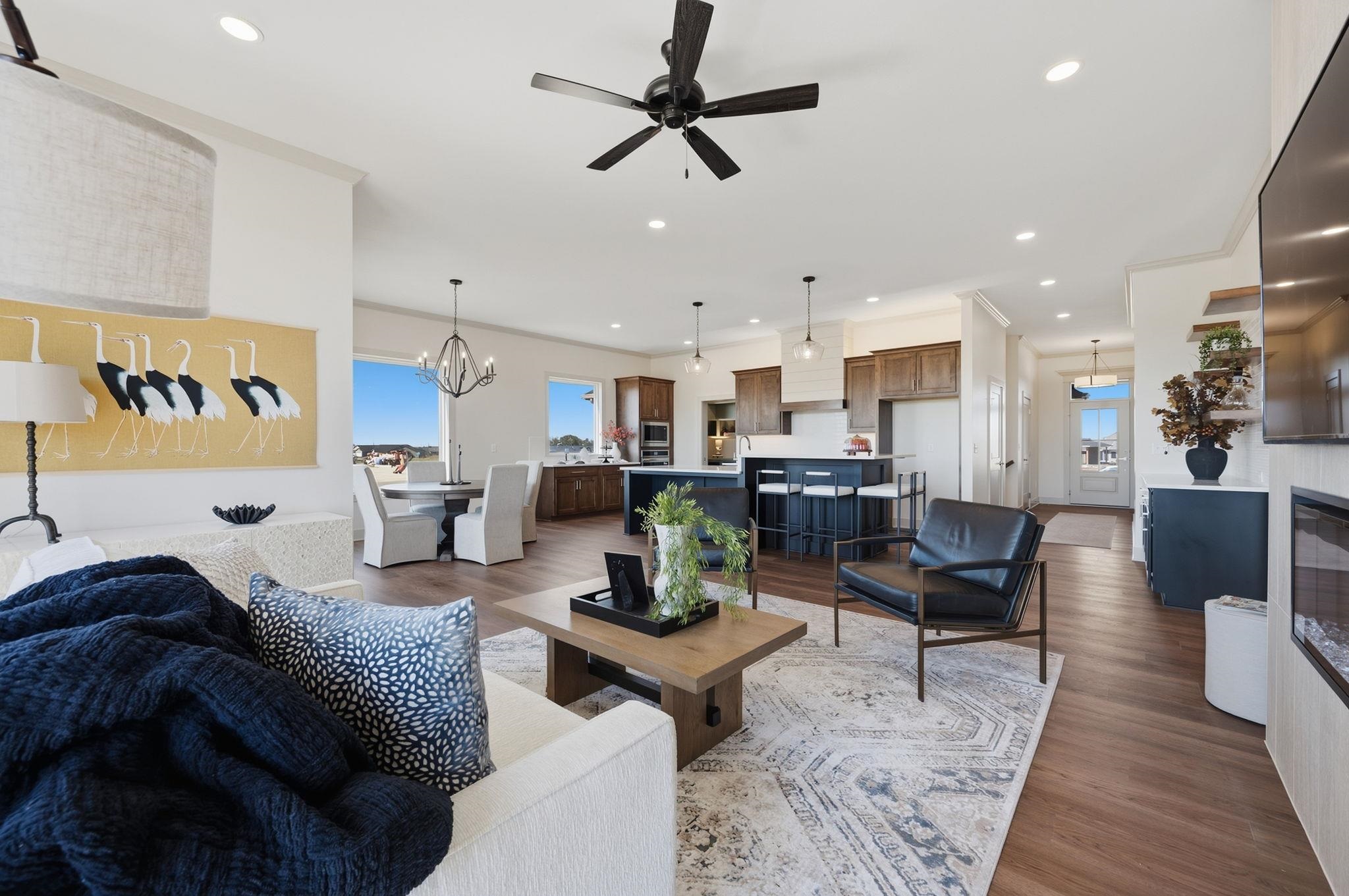5119 N Highland Property Photo 9
