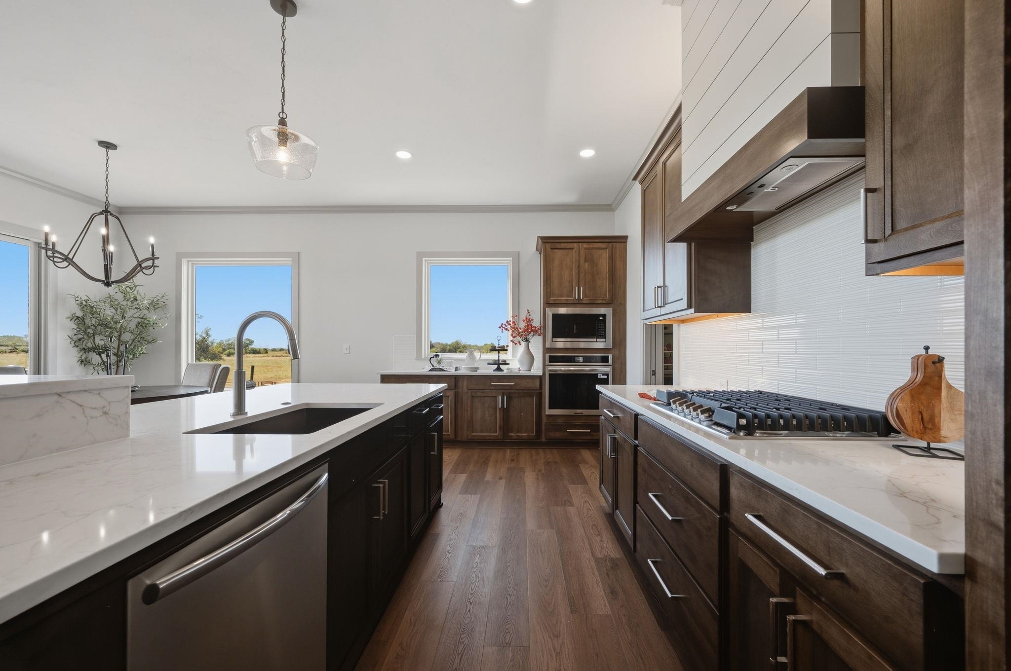 5119 N Highland Property Photo 16