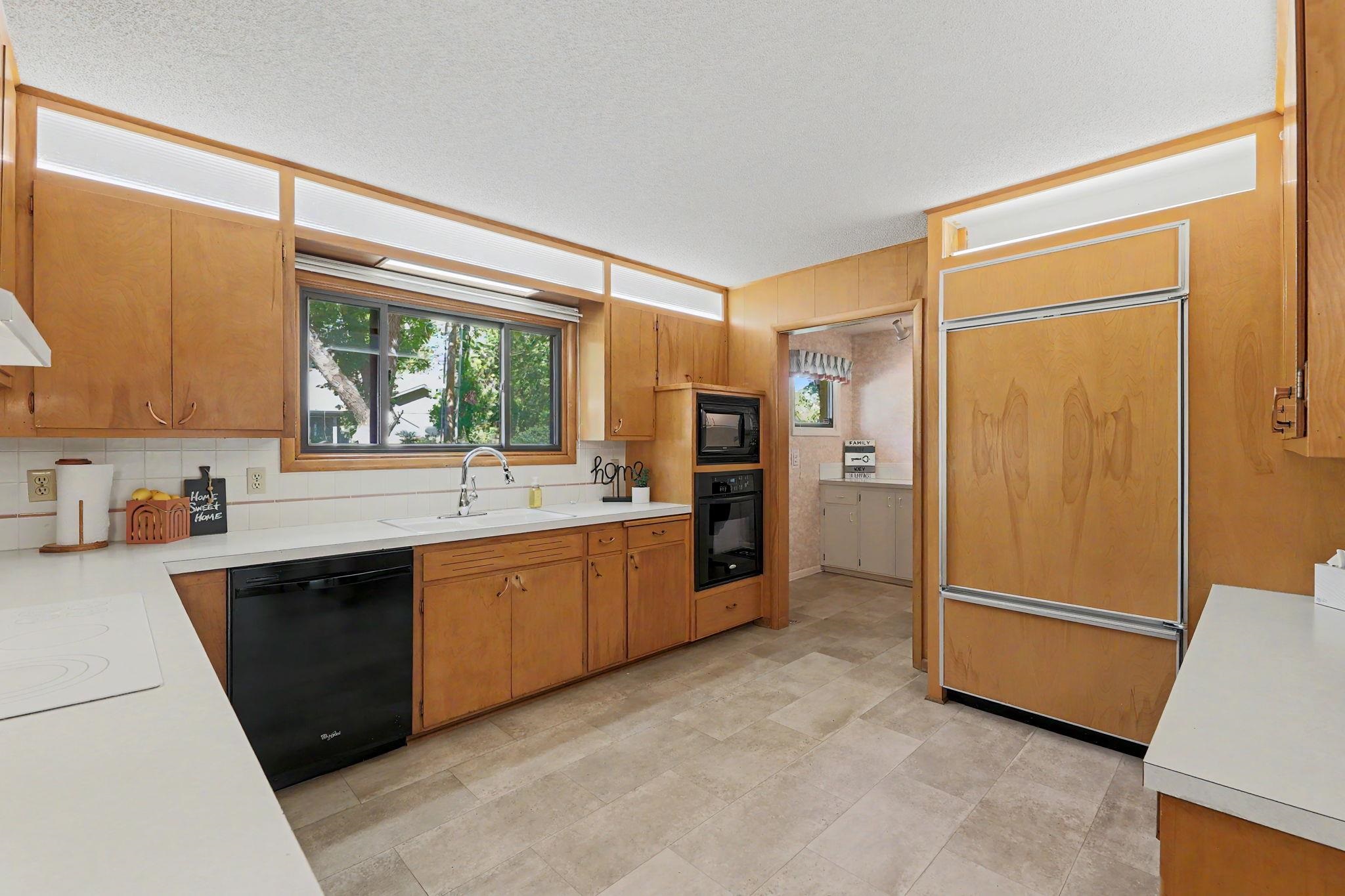 367 N Fairway Ave Property Photo 15