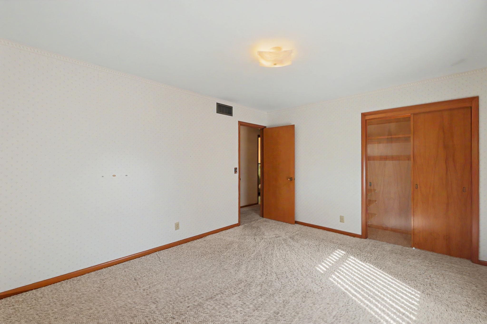 367 N Fairway Ave Property Photo 18